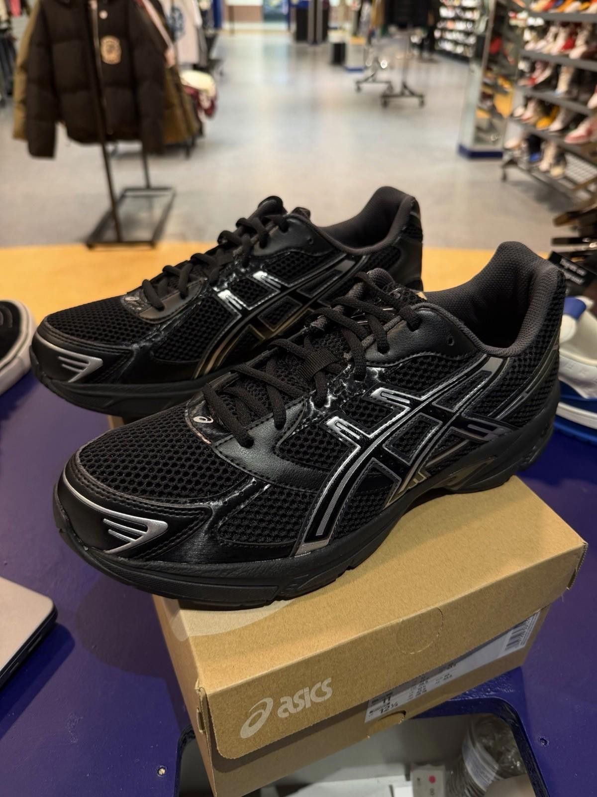 Asics ASICS Gel-1130 Black Pure Silver Men’s (11) 1201A906-001 NEW Size US 11 / EU 44 - 12 Thumbnail