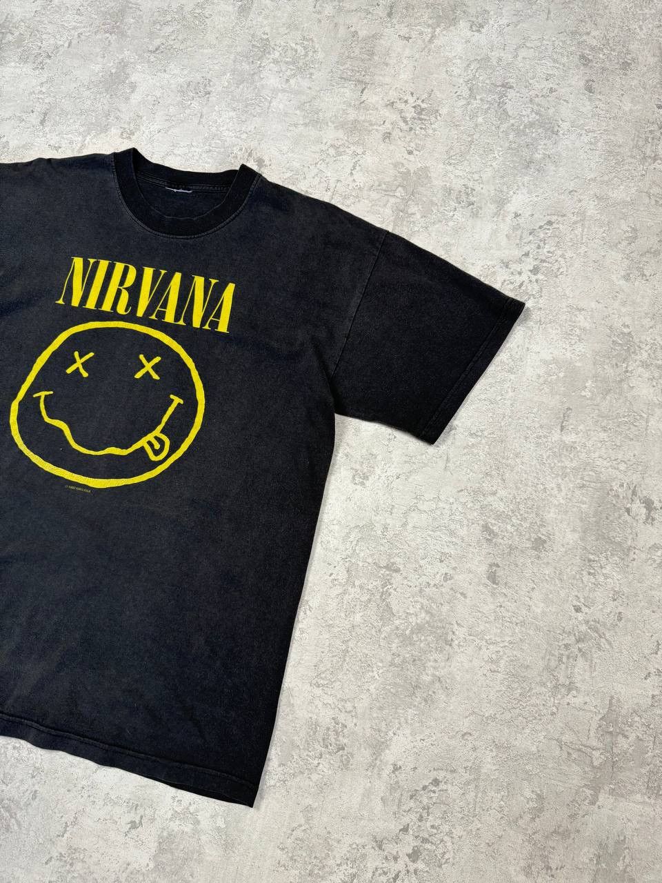 Band Tees Vintage Nirvana 1992 Smile Face T-Shirt Kurt Cobain Size US L / EU 52-54 / 3 - 4 Thumbnail