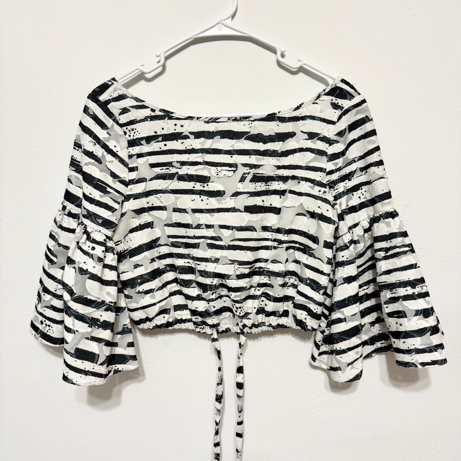 MILLY Milly Blouse Small Tie Waisted Crop Top Bell Sleeve Striped Size S / US 4 / IT 40 - 1 Thumbnail