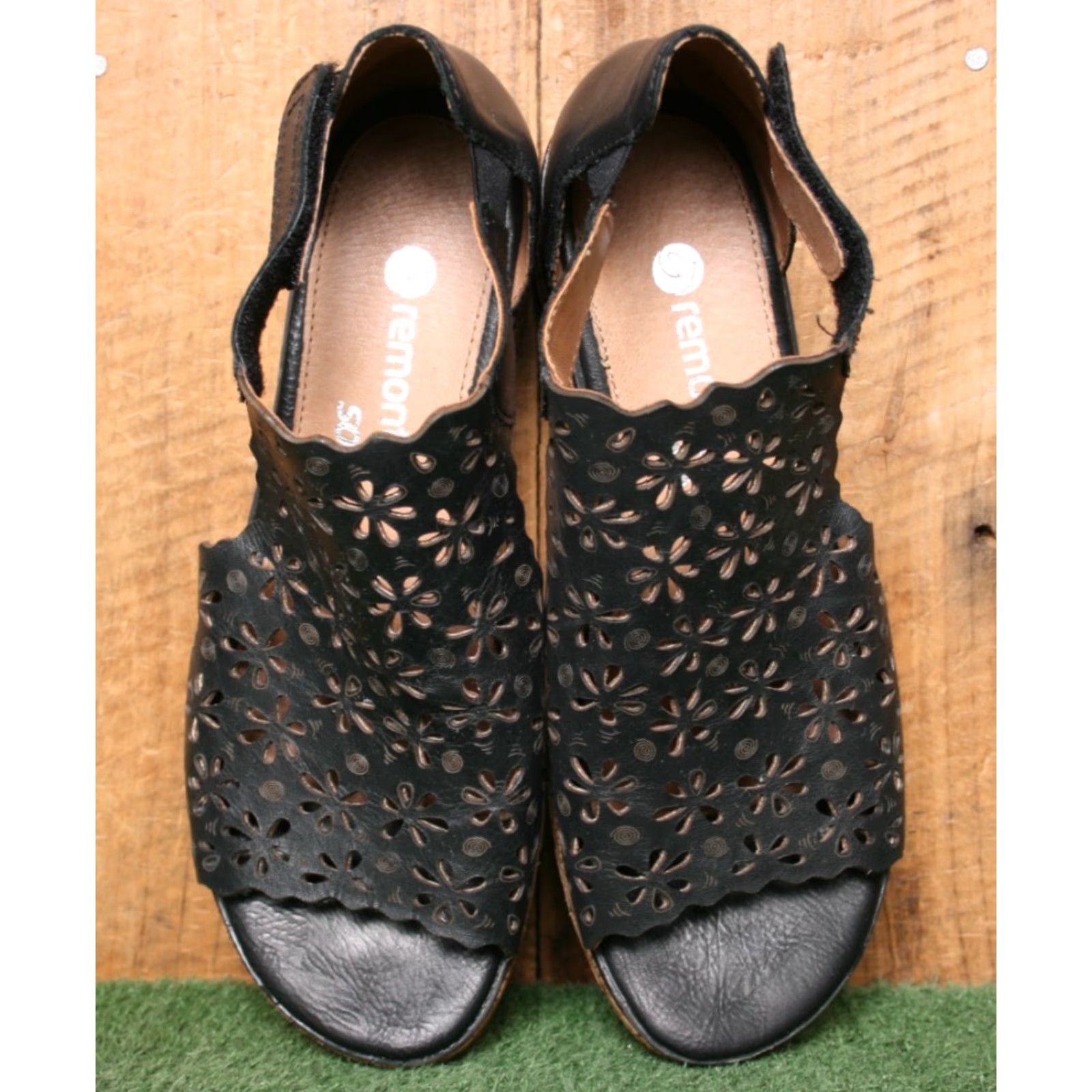 Vintage REMONTE Jerilyn 56 Floral Laser Cut Open Toe Wedge Sandals EUR 38 US 7.5 Black Leather Peep Toe Female Womens Sandal Size US 8 / IT 38 - 4 Thumbnail