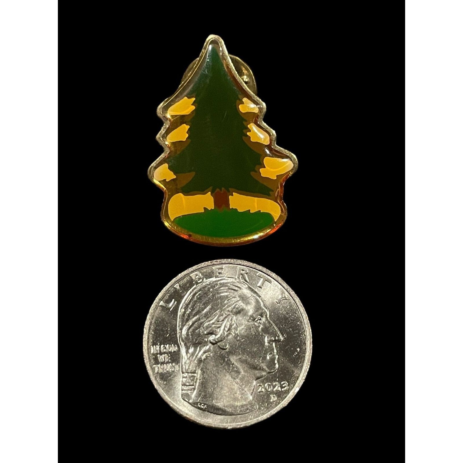Other Vintage Christmas Spruce Tree Enamel Brooch Pin Size ONE SIZE - 5 Thumbnail