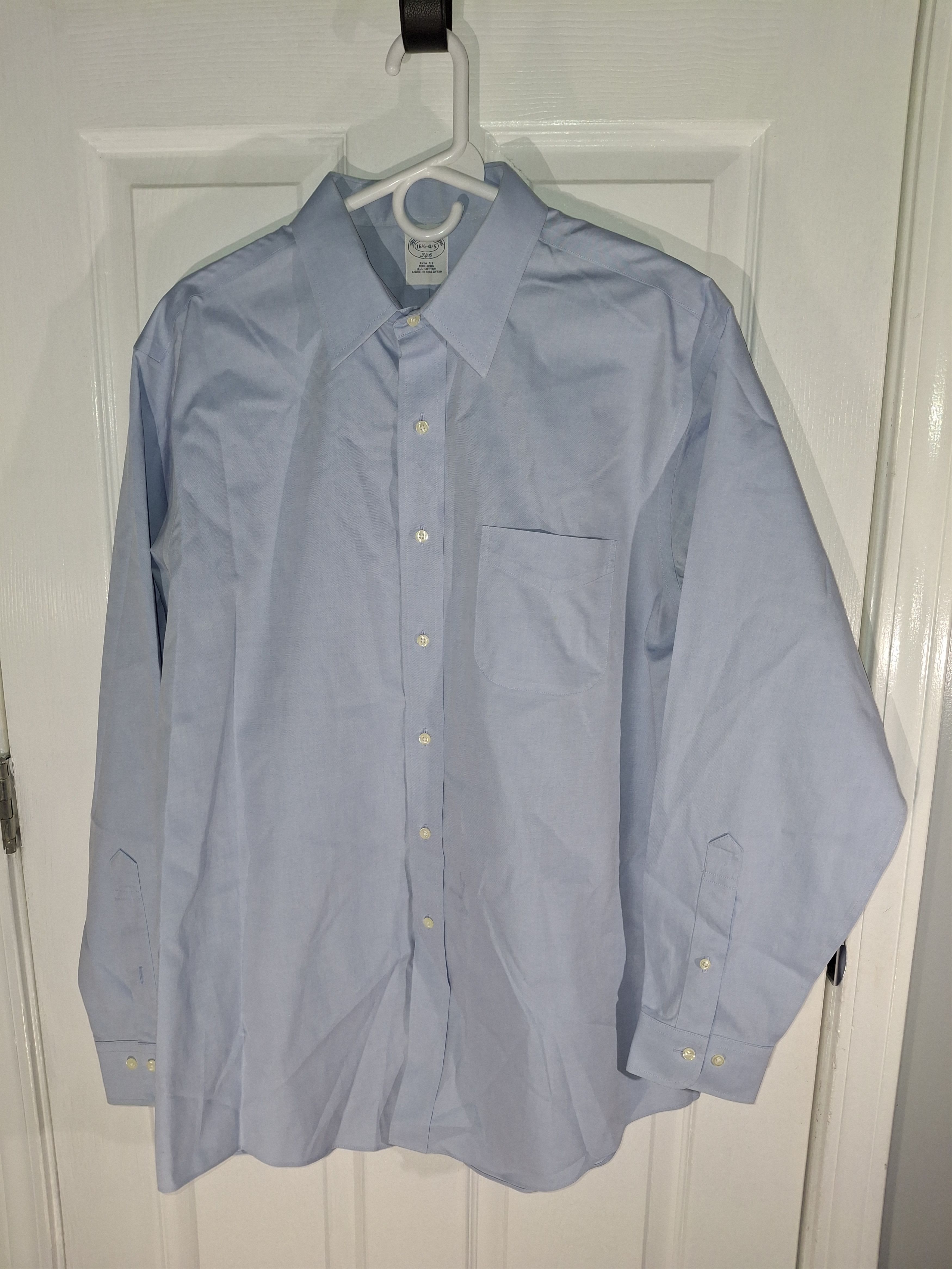 Brooks Brothers Brooks Brothers 346 Non-Iron Light Blue Dress Shirt 16 1/2 Size US M / EU 48-50 / 2 - 1 Thumbnail