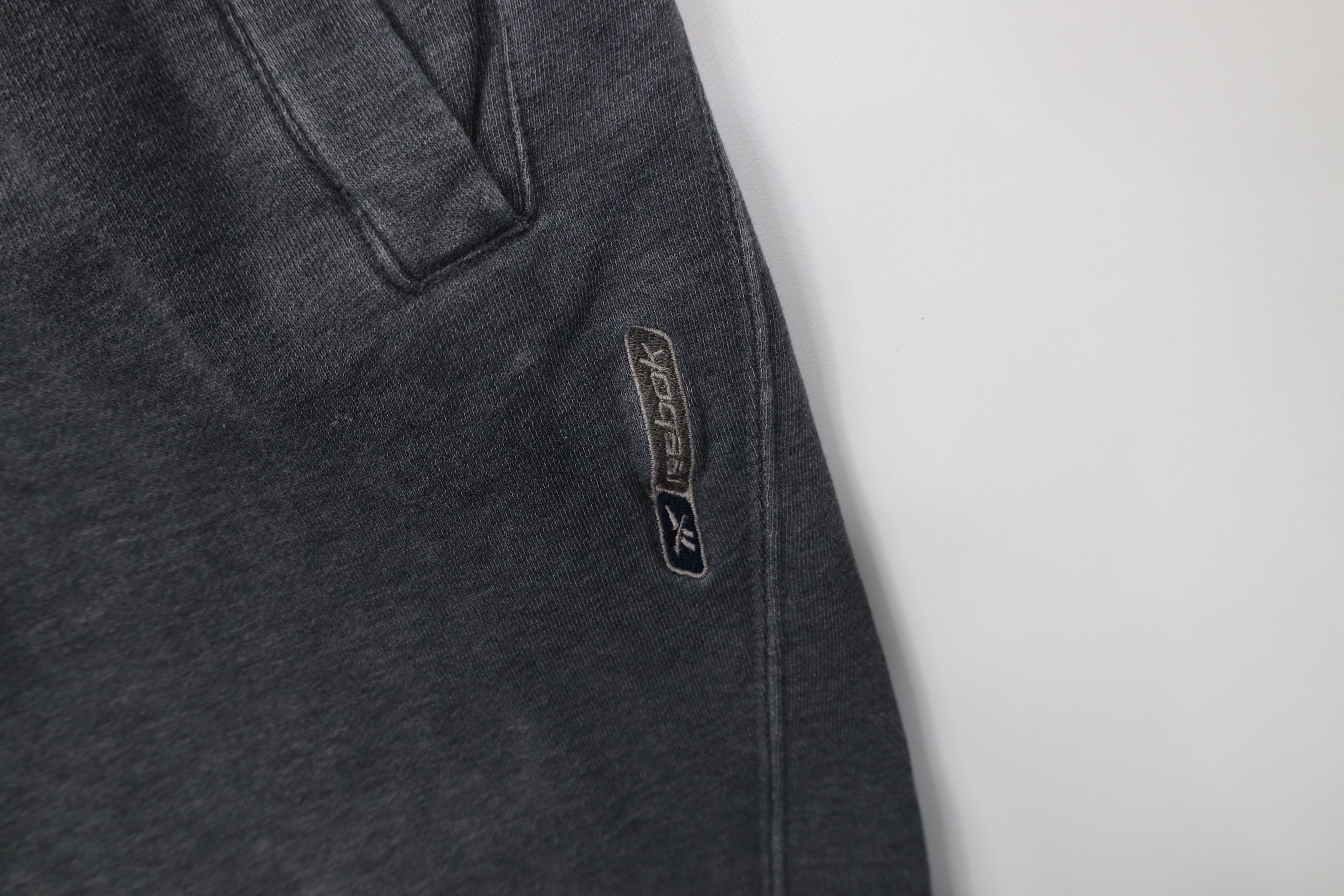 Reebok Vintage 90s Reebok Spell Out Sweatpants Joggers Pants Gray Size US 38 / EU 54 - 5 Thumbnail