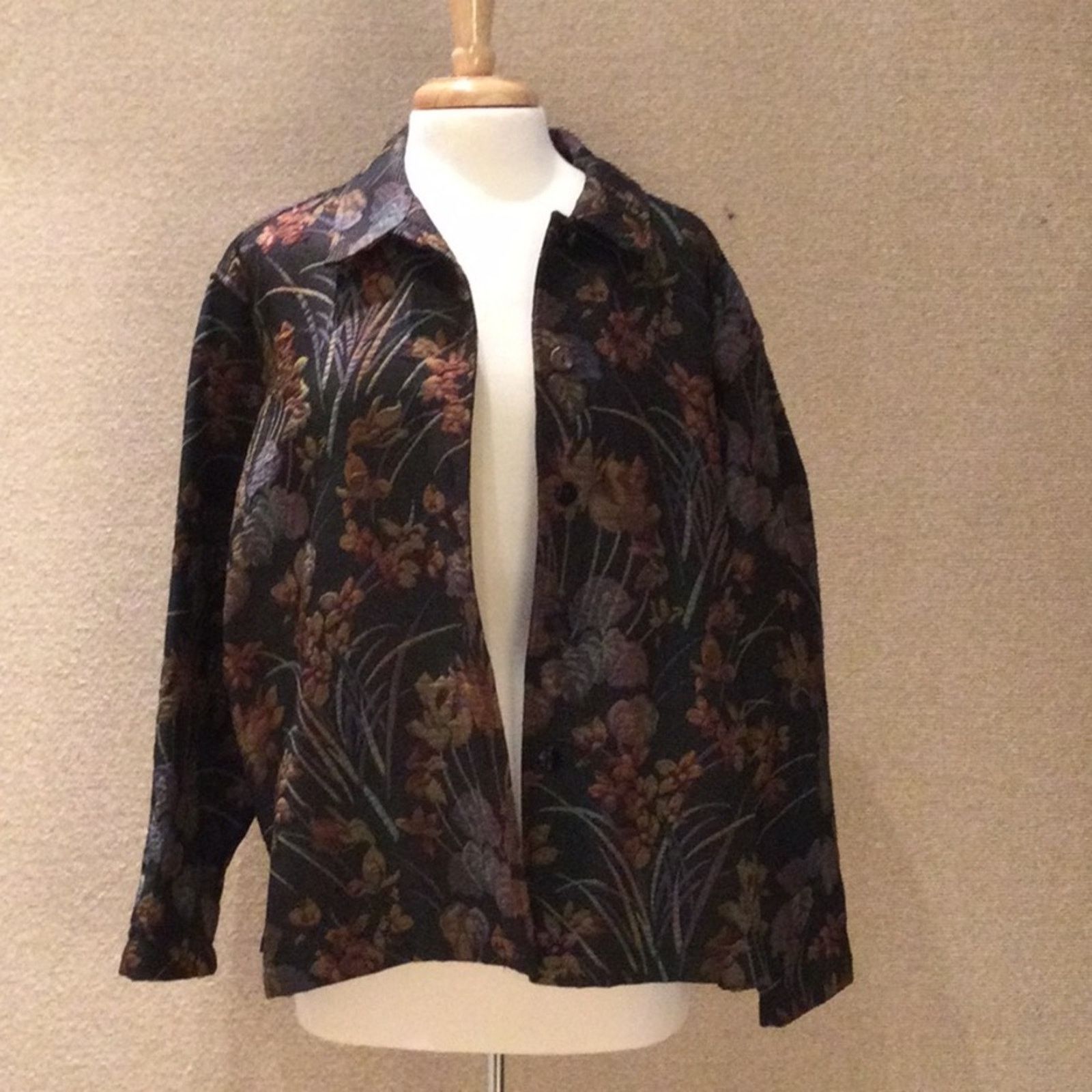 Chicos Chico's floral print, button front Long Sleeve jacket/Blazer Size XL / US 12-14 / IT 48-50 - 1 Thumbnail