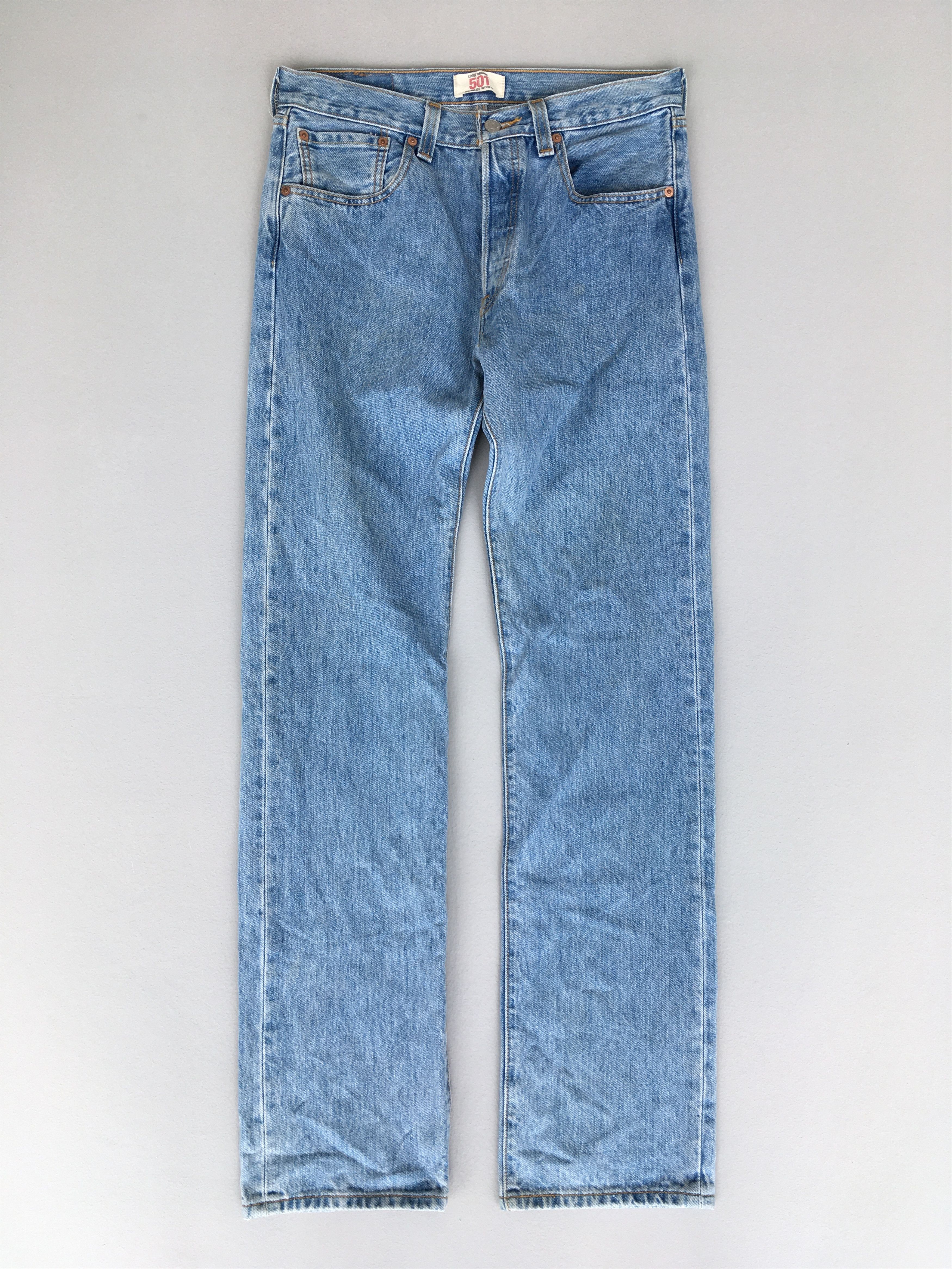 image of Size 31X33.5 Vintage Levis 501 Faded Blue Lightwash Jeans, Men's