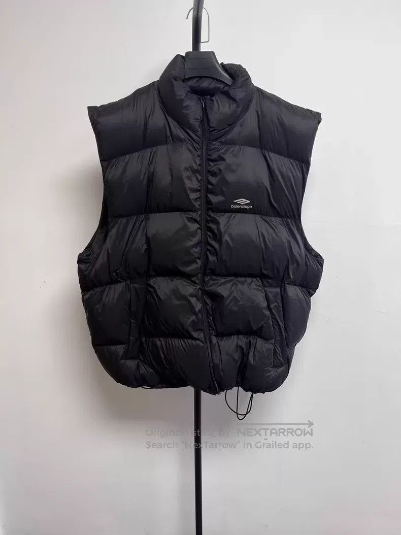 Balenciaga Balenciaga Logo Printed Zip Vest Size L / US 10 / IT 46 - 1 Thumbnail