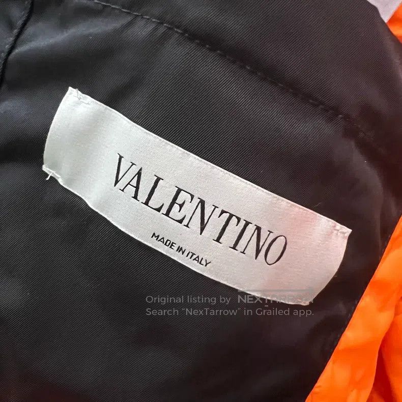 Valentino Valentino Black big logo printed jacket Size US XL / EU 56 / 4 - 3 Thumbnail