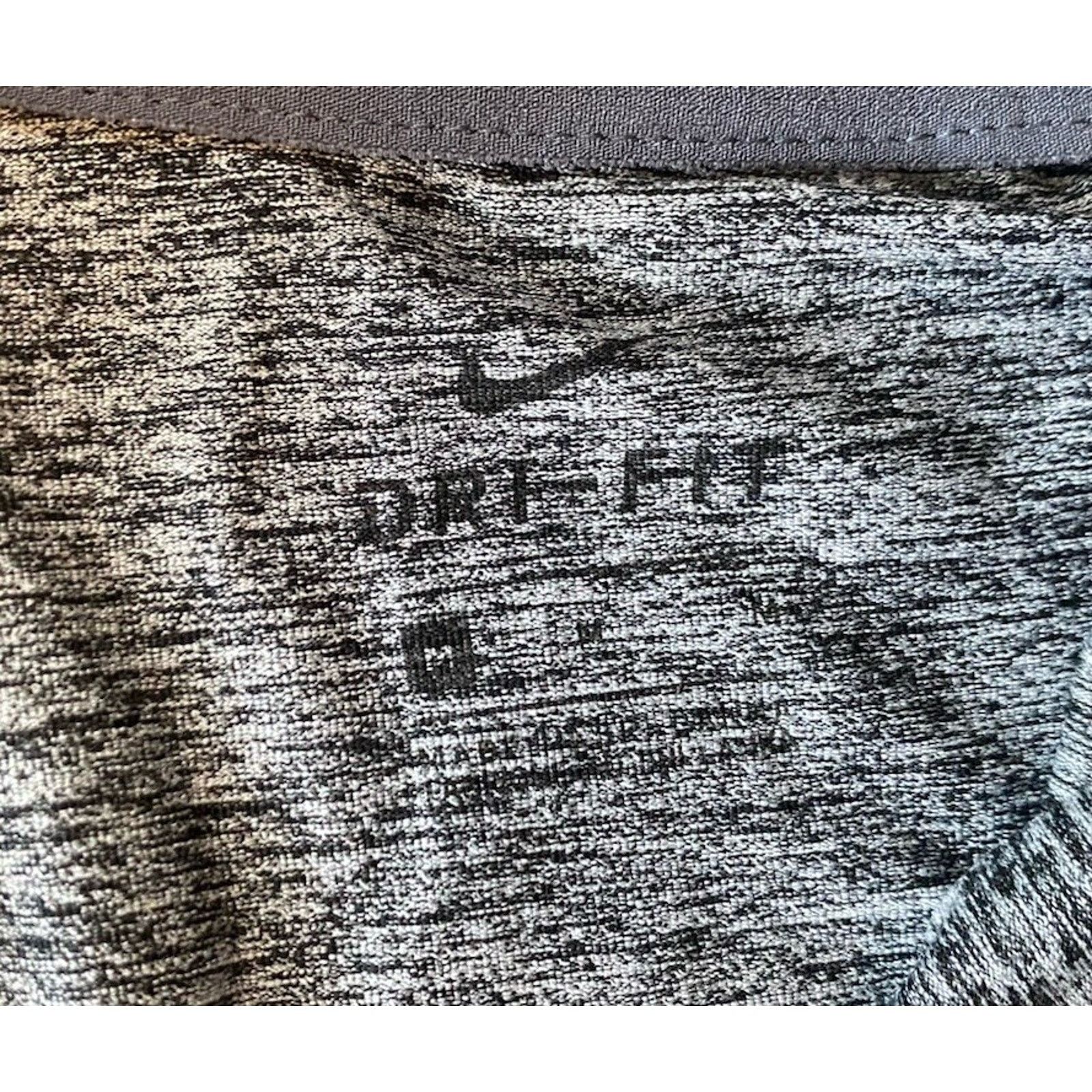 Nike NWT Nike Dri Fit Fort Carson Colorado Women’s Medium Gray Size M / US 6-8 / IT 42-44 - 2 Thumbnail