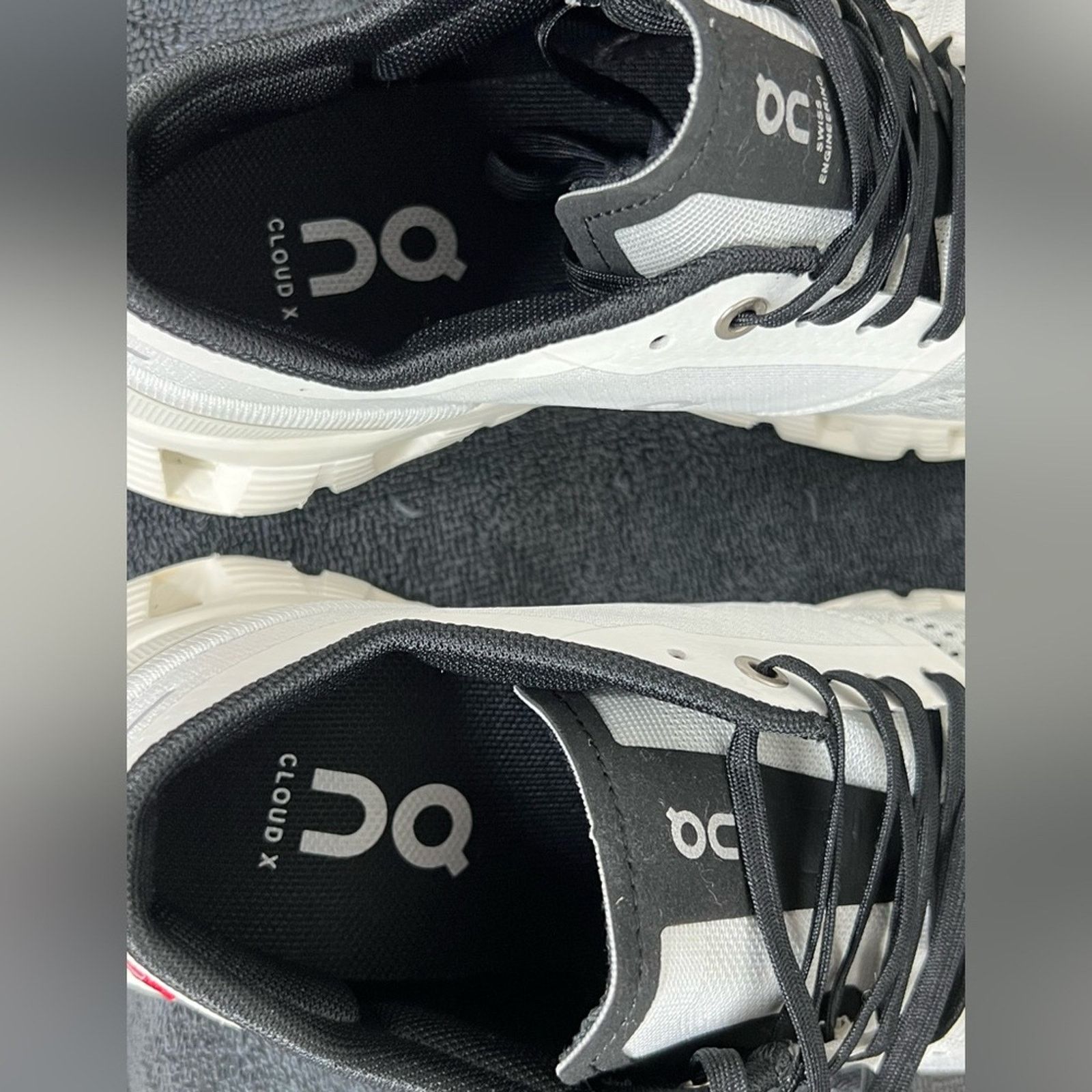On On Cloud X Running Comfort Shoes White Black Women’s 8 NWOB Size US 8 / IT 38 - 7 Thumbnail