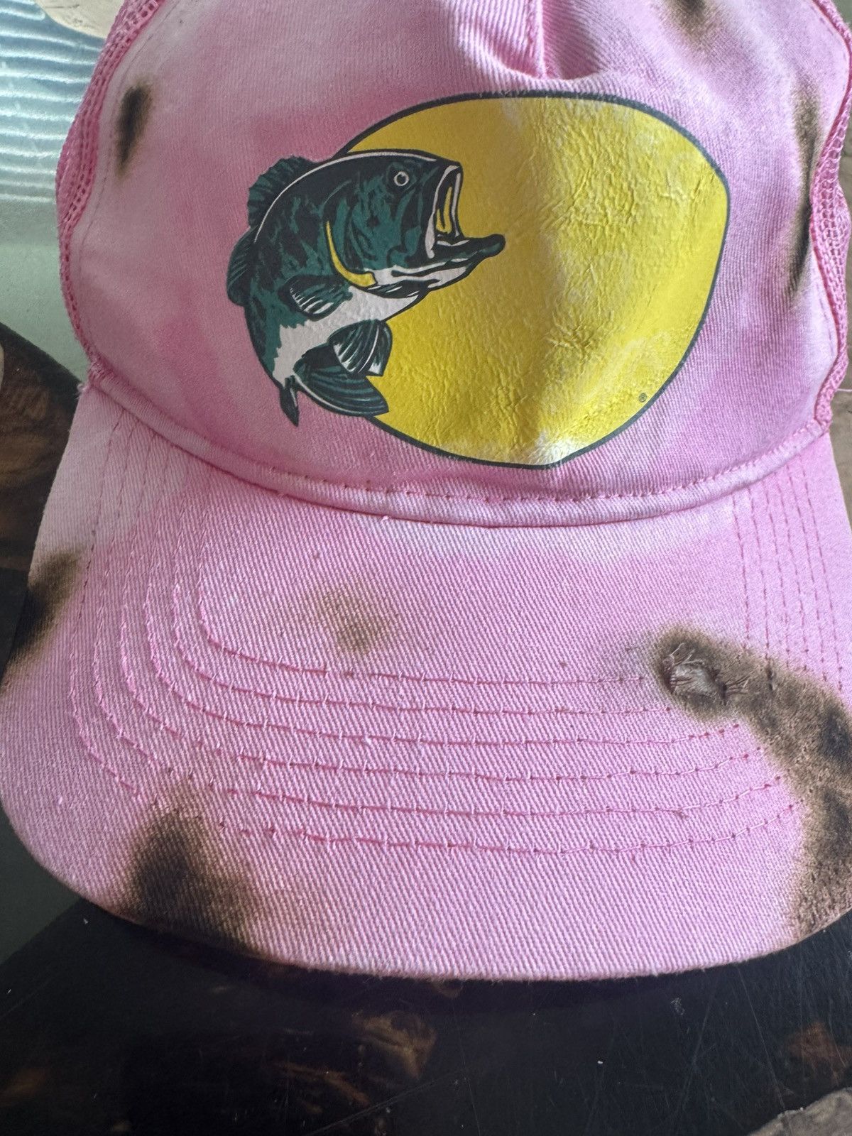Bass Pro Shops HELL-SCORCHED MISPRINT BASS PRO SHOPS LOGO TRUCKER CAP RARE Size ONE SIZE - 2 Thumbnail