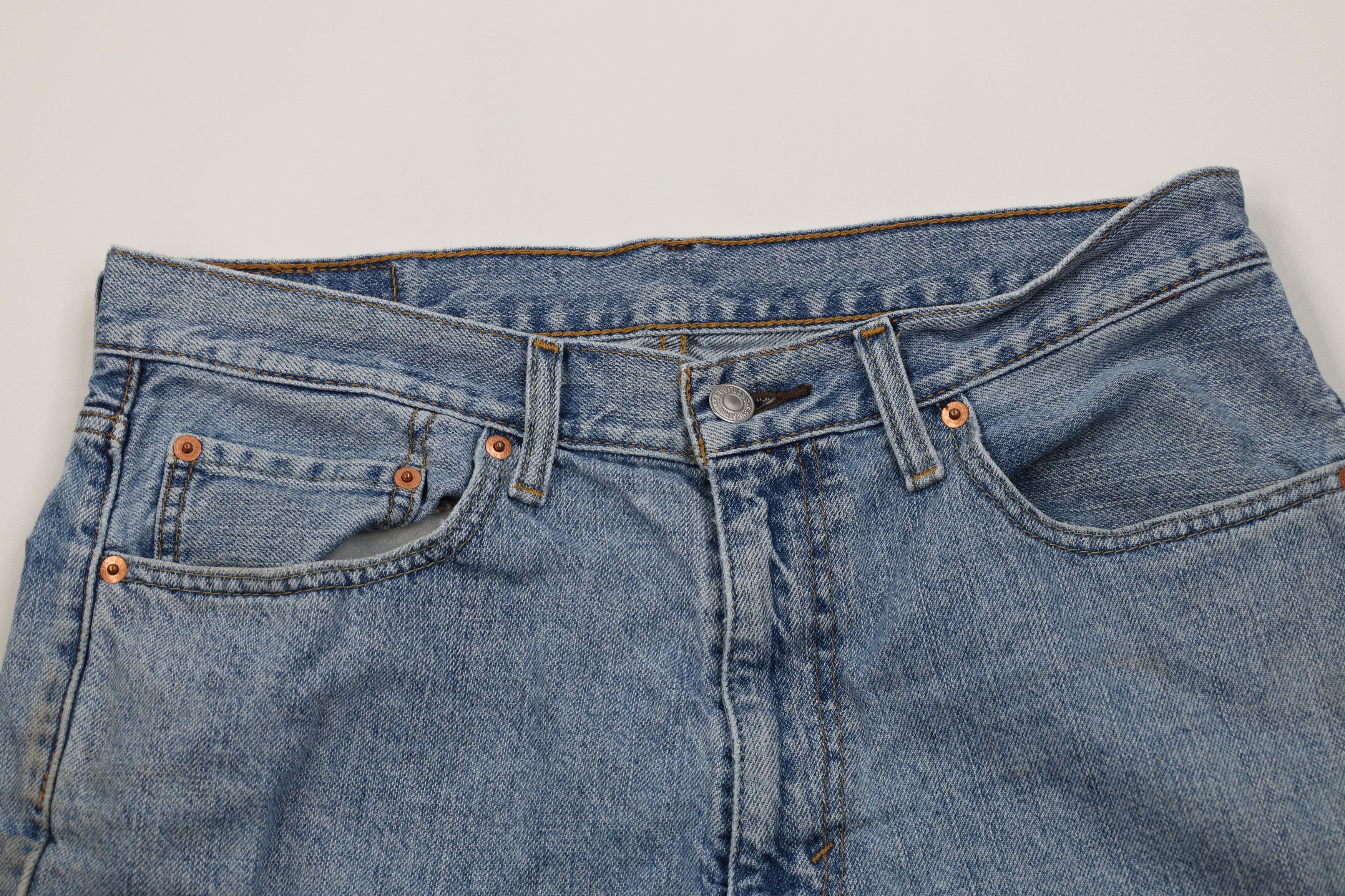 Levi's Vintage Y2K Levis 550 Fit Denim Jean Shorts Jorts Blue Size US 33 - 2 Thumbnail