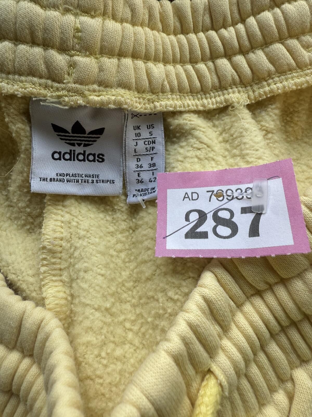 Adidas Adidas yellow sweatpants in size Uk 10 Size ONE SIZE - 2 Thumbnail