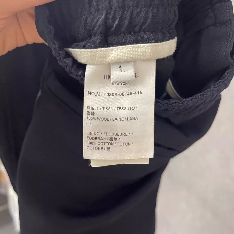 Thom Browne Thom browne Size 1 Classic four-striped elastic casual pan Size US 30 / EU 46 - 4 Thumbnail