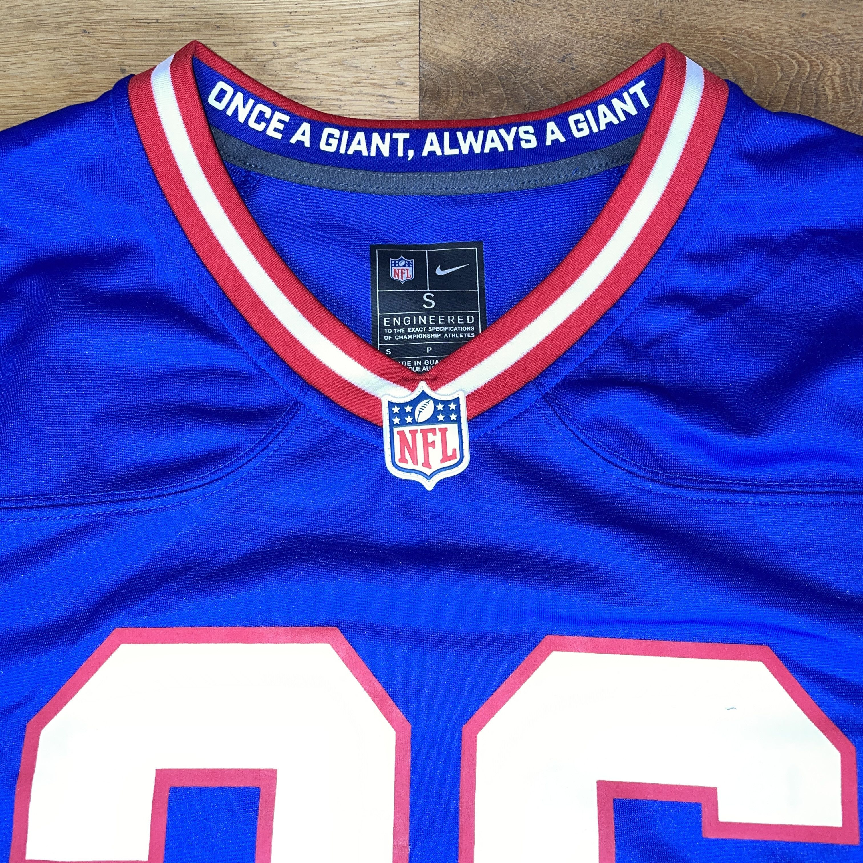 NFL NIKE NFL NEW YORK GIANTS JERSEY T-SHIRT BARKLEY #26 Size S Size US S / EU 44-46 / 1 - 7 Thumbnail