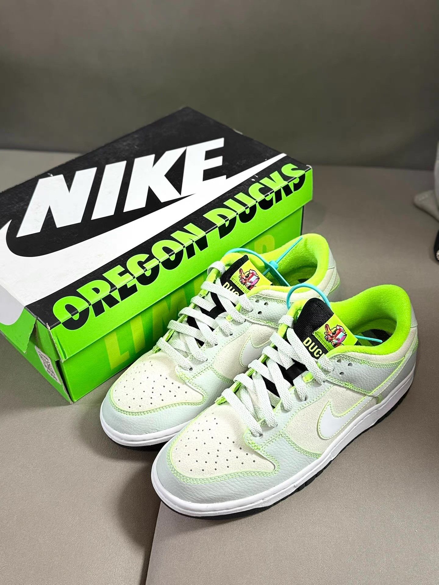 Nike Nike Dunk Low University of Oregon PE Men’s green Ｑ20 Size US 7 / EU 40 - 3 Thumbnail