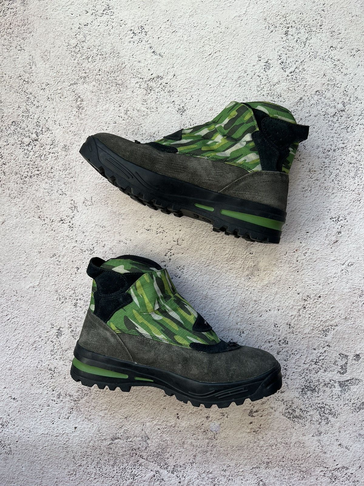Salomon × Vintage 2008 Salomon Adventure 7 Camo Suede Hi- Top Boots Size US 9 / EU 42 - 4 Thumbnail