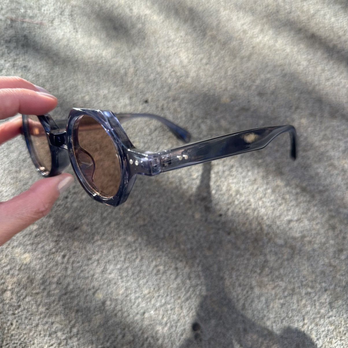 Other Y2K Unisex Sunglasses Retro Fashion Shades QZ3719-02 Size ONE SIZE - 2 Thumbnail