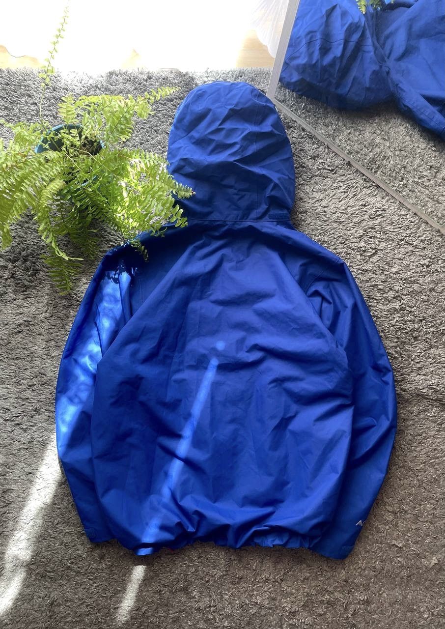 Berghaus Berghaus Light Jacket Gorpcore Outdoor Gore-Tex Logo Rare Size US M / EU 48-50 / 2 - 14 Thumbnail