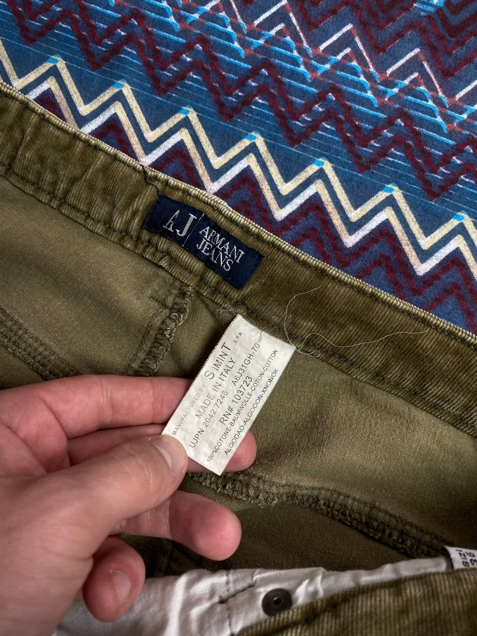 Armani × Vintage Vintage Armani Jeans velvet jeans logo Size US 30 / EU 46 - 2 Thumbnail