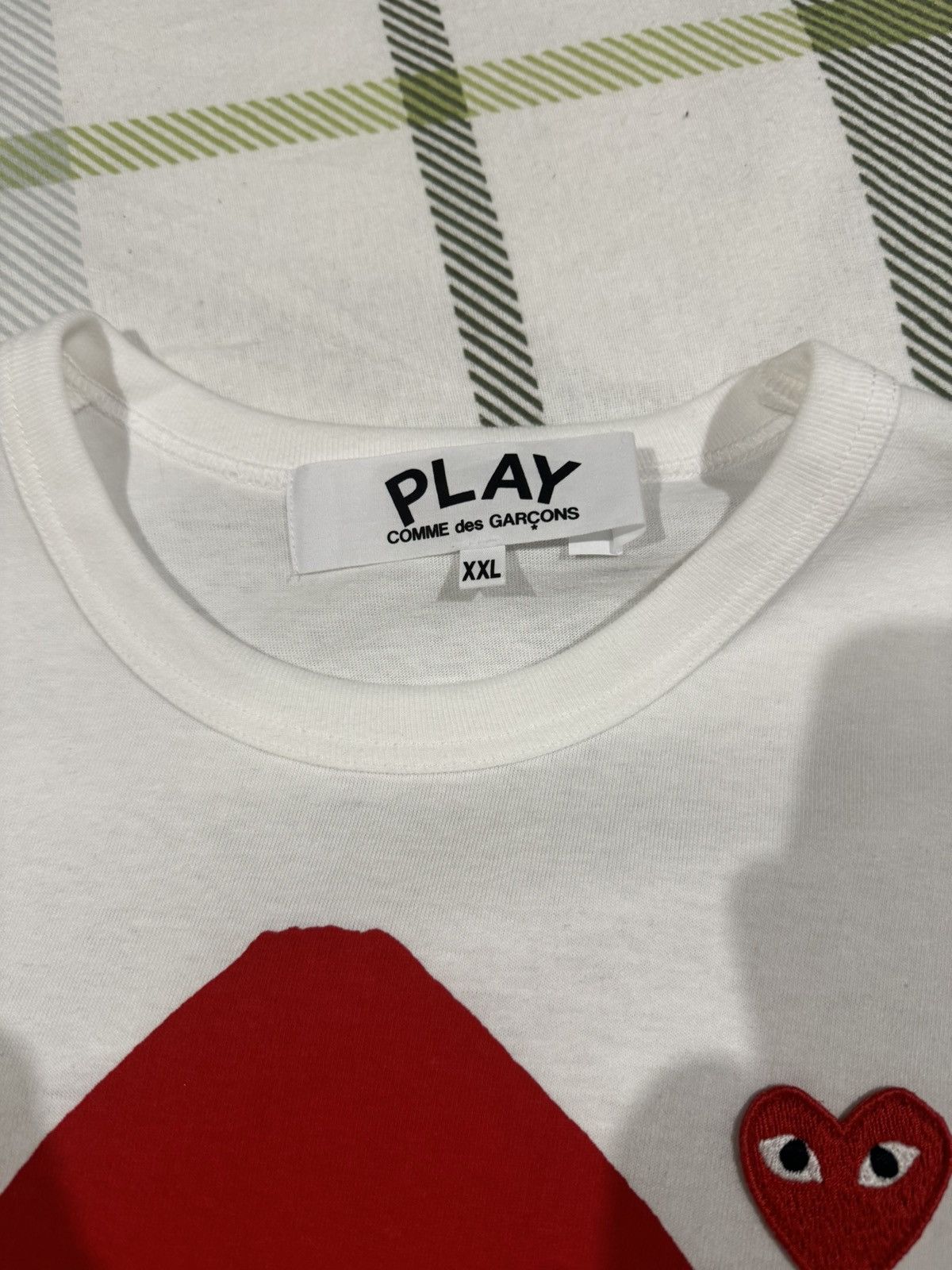 Comme des Garcons PLAY CDG PLAY Double Heart tee Size US XXL / EU 58 / 5 - 2 Thumbnail