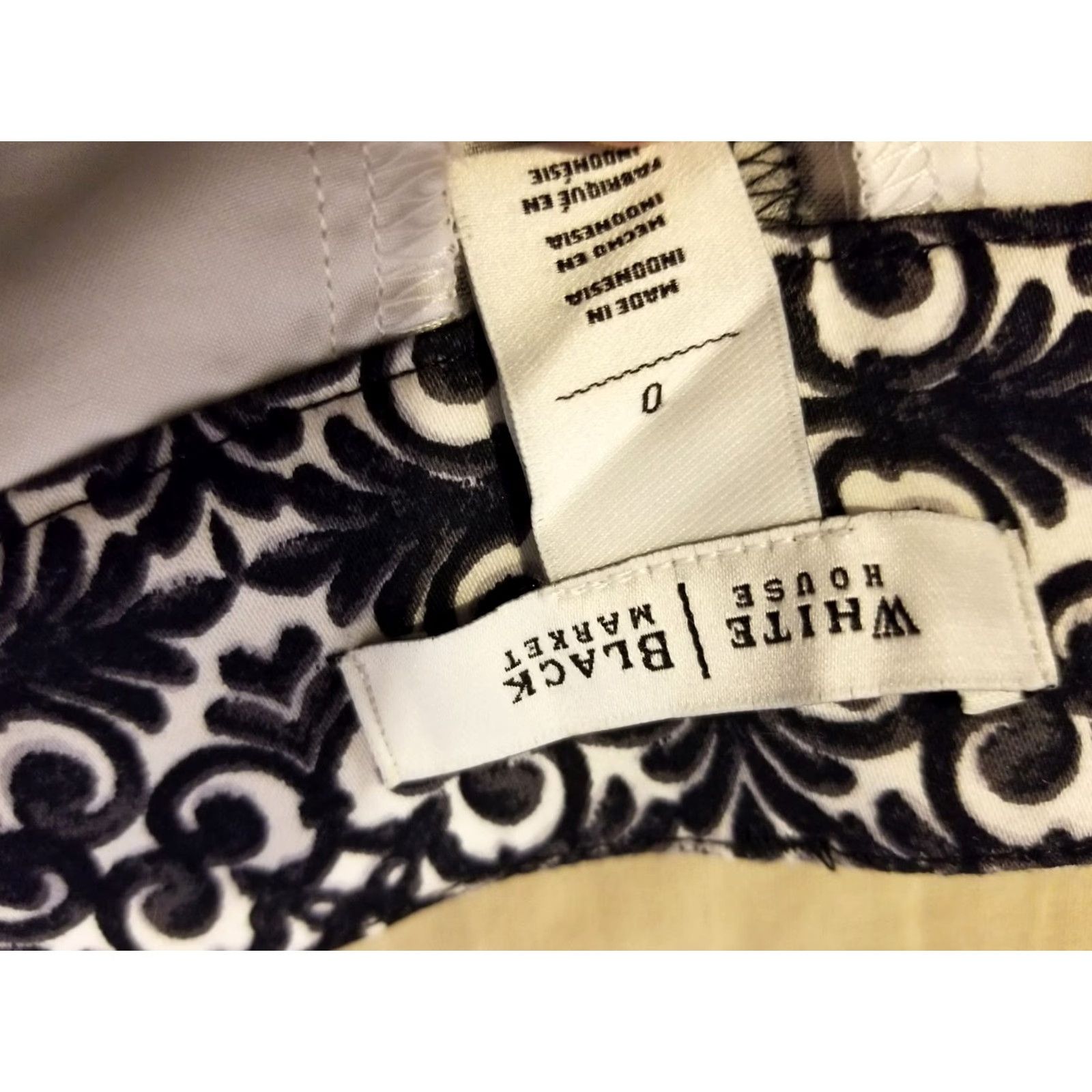 White House Black Market Womens White House Black Market Shorts Chino Cotton Stretch 0 Black White Pants Sh/Shorts? Size 25" / US 0 / IT 36 - 3 Thumbnail