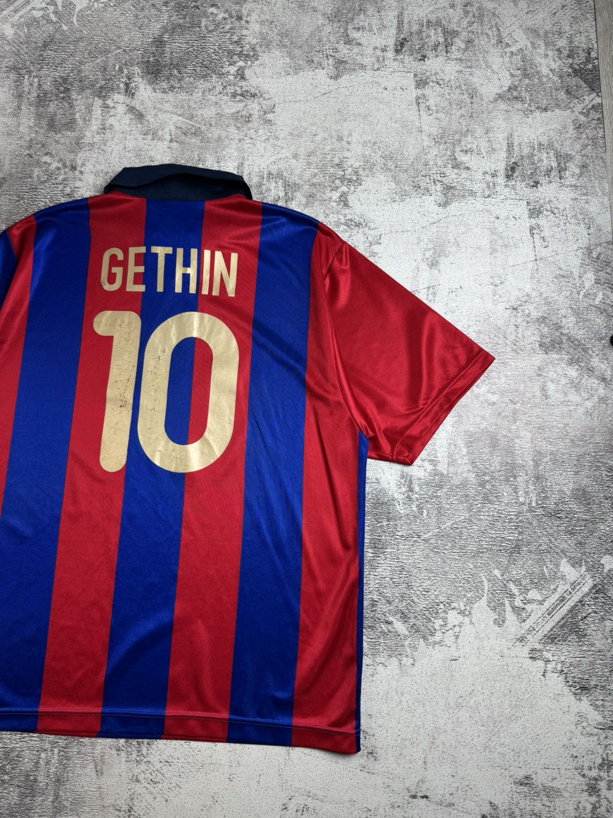 Nike BARCELONA GETHIN 2001/2002 Vintage Nike Soccer Football Football Shirt Jersey Size US L / EU 52-54 / 3 - 16 Thumbnail