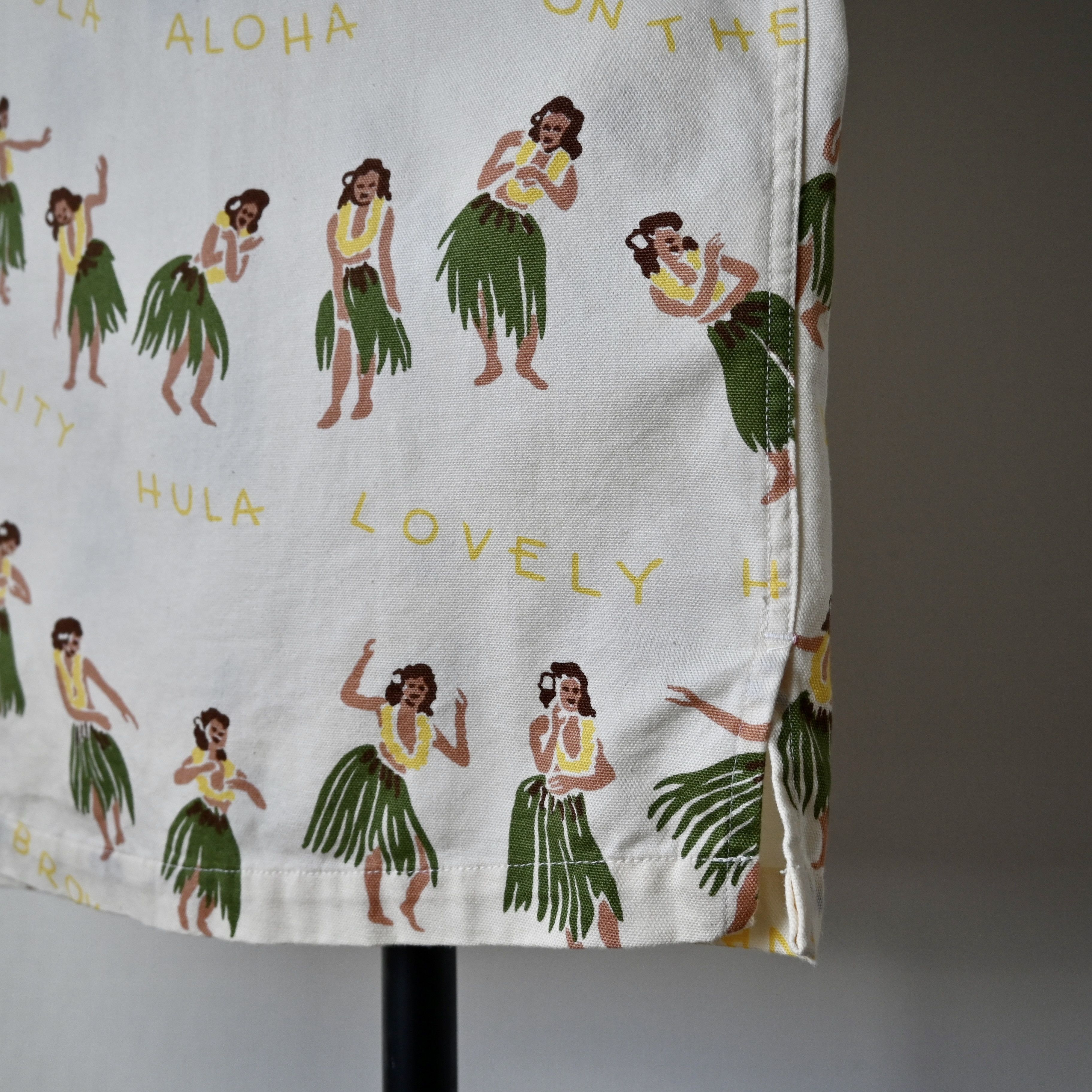 Sun Surf Sun Surf hula dance girls Oxford cotton Hawaiian BD shirt Size US L / EU 52-54 / 3 - 10 Thumbnail