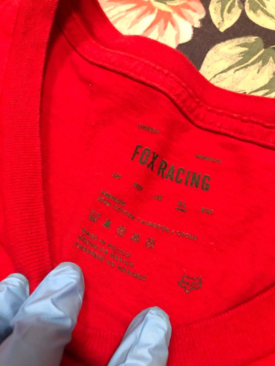 Fox Racing Vintage red big logo T-shirt Fox Racing Y2K MOTO size XL Size US XL / EU 56 / 4 - 2 Thumbnail