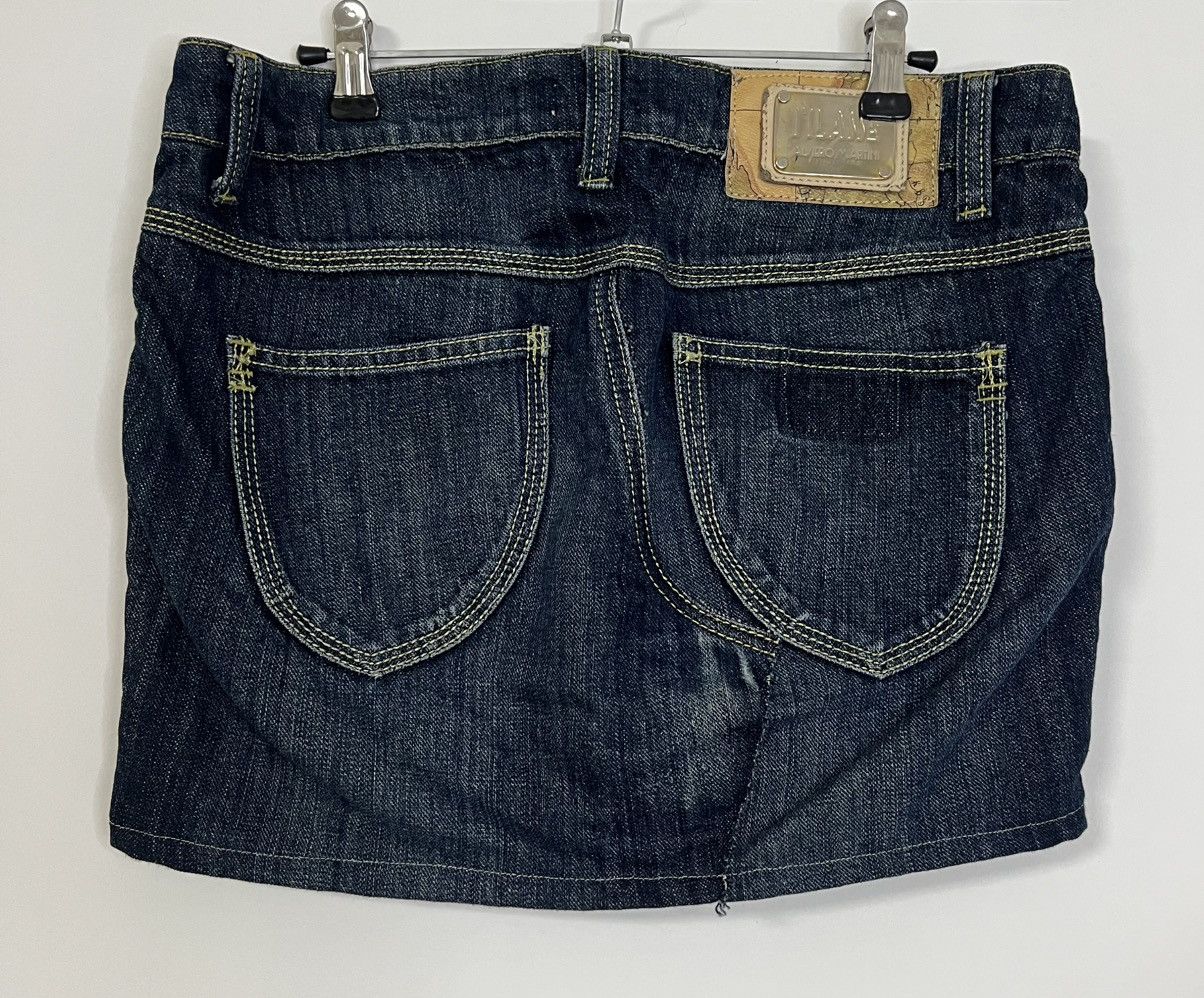 Alviero Martini Alviero Martini Denim Mini Skirt M Excellent Condition Size 30" / US 8 / IT 44 - 3 Thumbnail