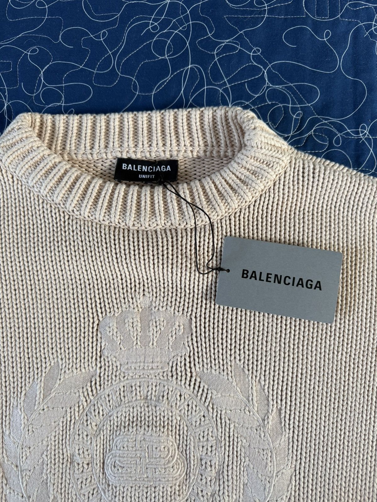 Balenciaga Balenciaga BB Laurel Crown Crewneck Knitted Sweater- Oversiz Size US XL / EU 56 / 4 - 2 Thumbnail