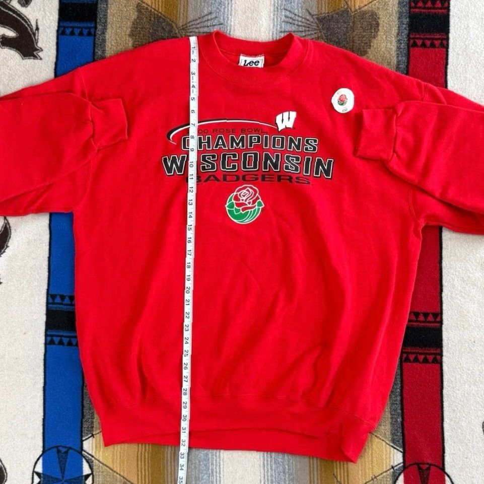 Lee VINTAGE Wisconsin Badgers Rose Bowl 2000 Crewneck Sweatshirt 2XL Red Lee Mens Sweatshirt Pullover NWT Champs Size US XXL / EU 58 / 5 - 7 Thumbnail