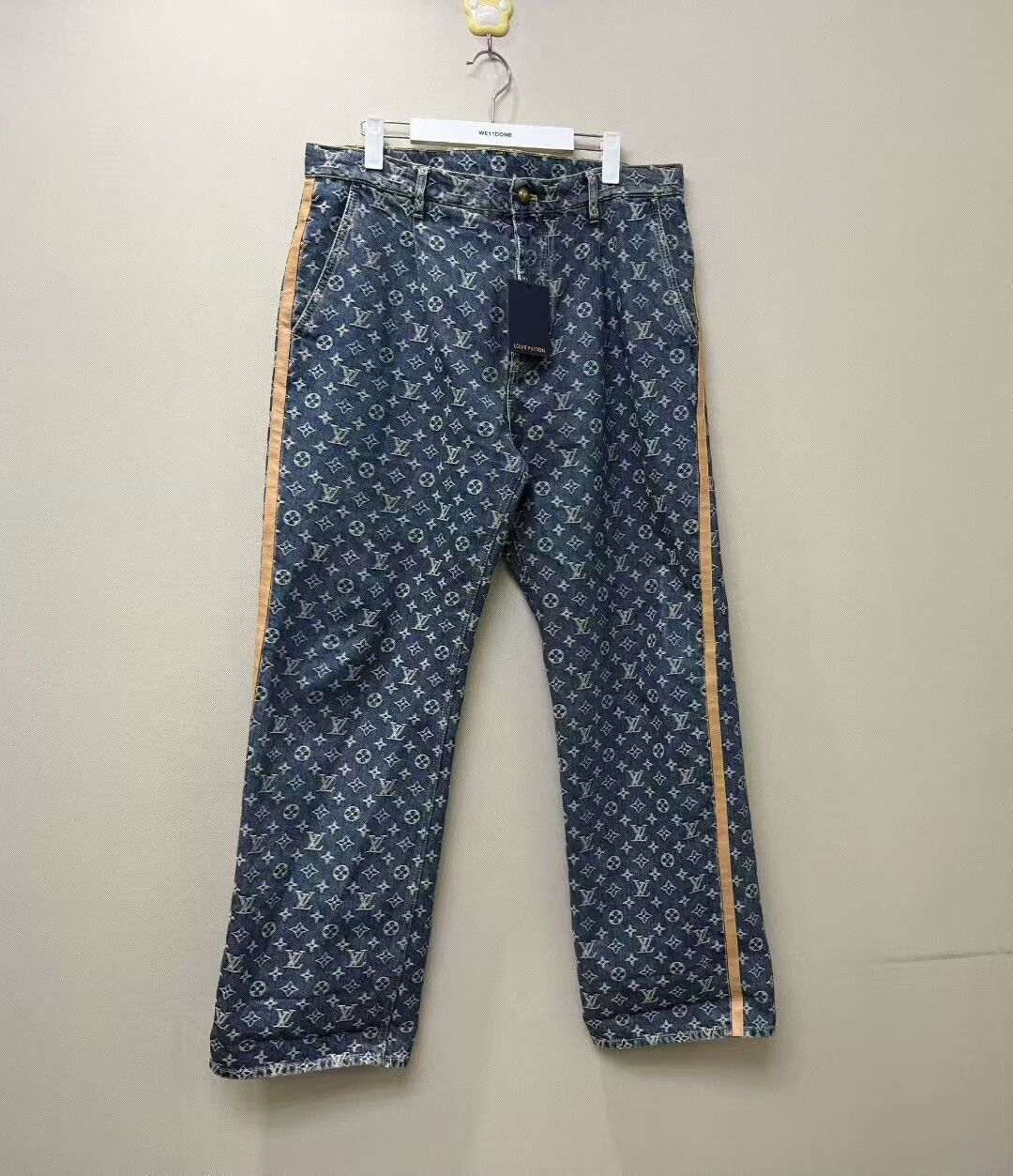 Louis Vuitton louis vuitton blue logo denim pants Size US 36 / EU 52 - 1 Thumbnail