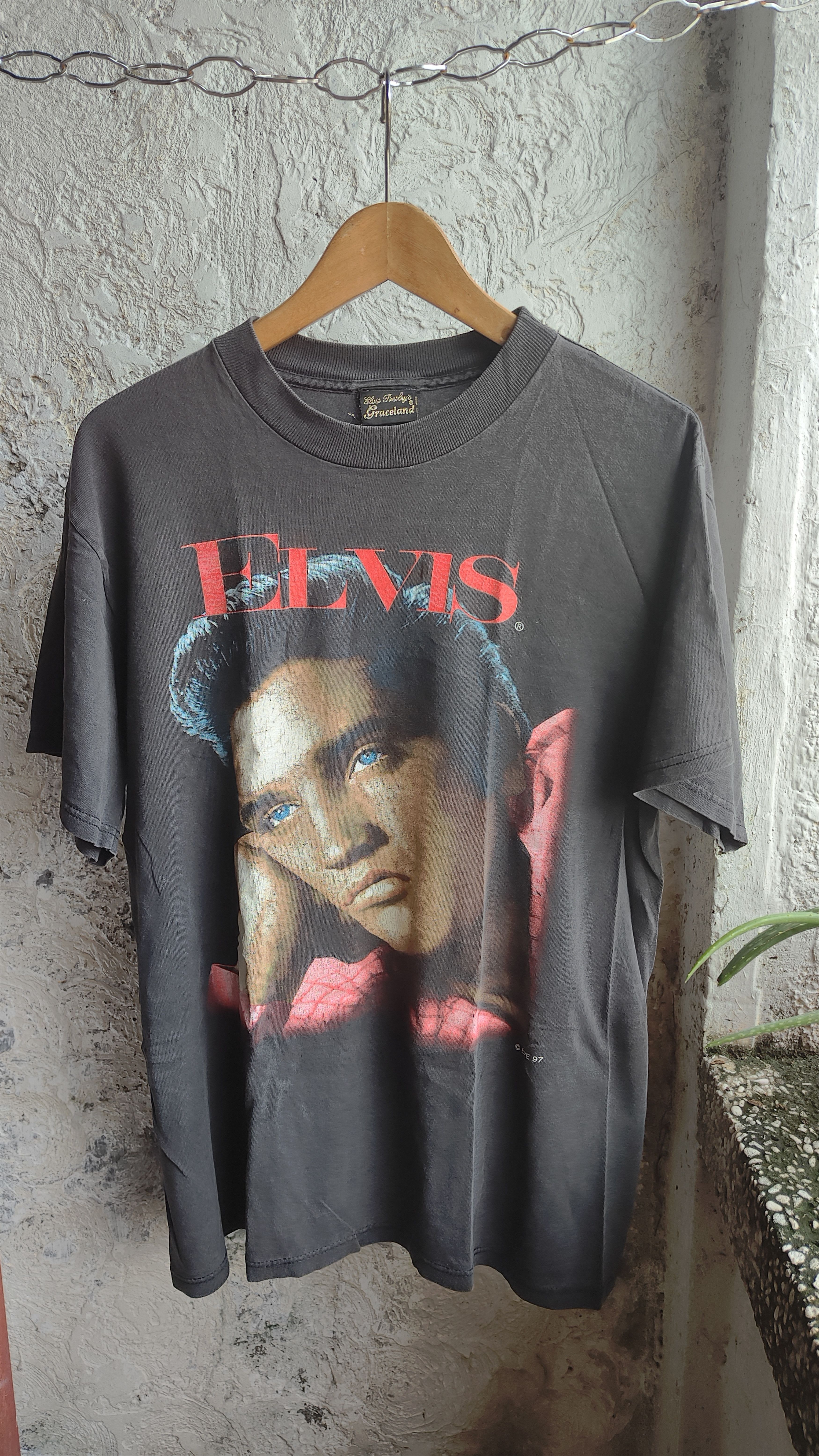 Other 97 Elvis Presley Graceland Tag Size US L / EU 52-54 / 3 - 4 Thumbnail