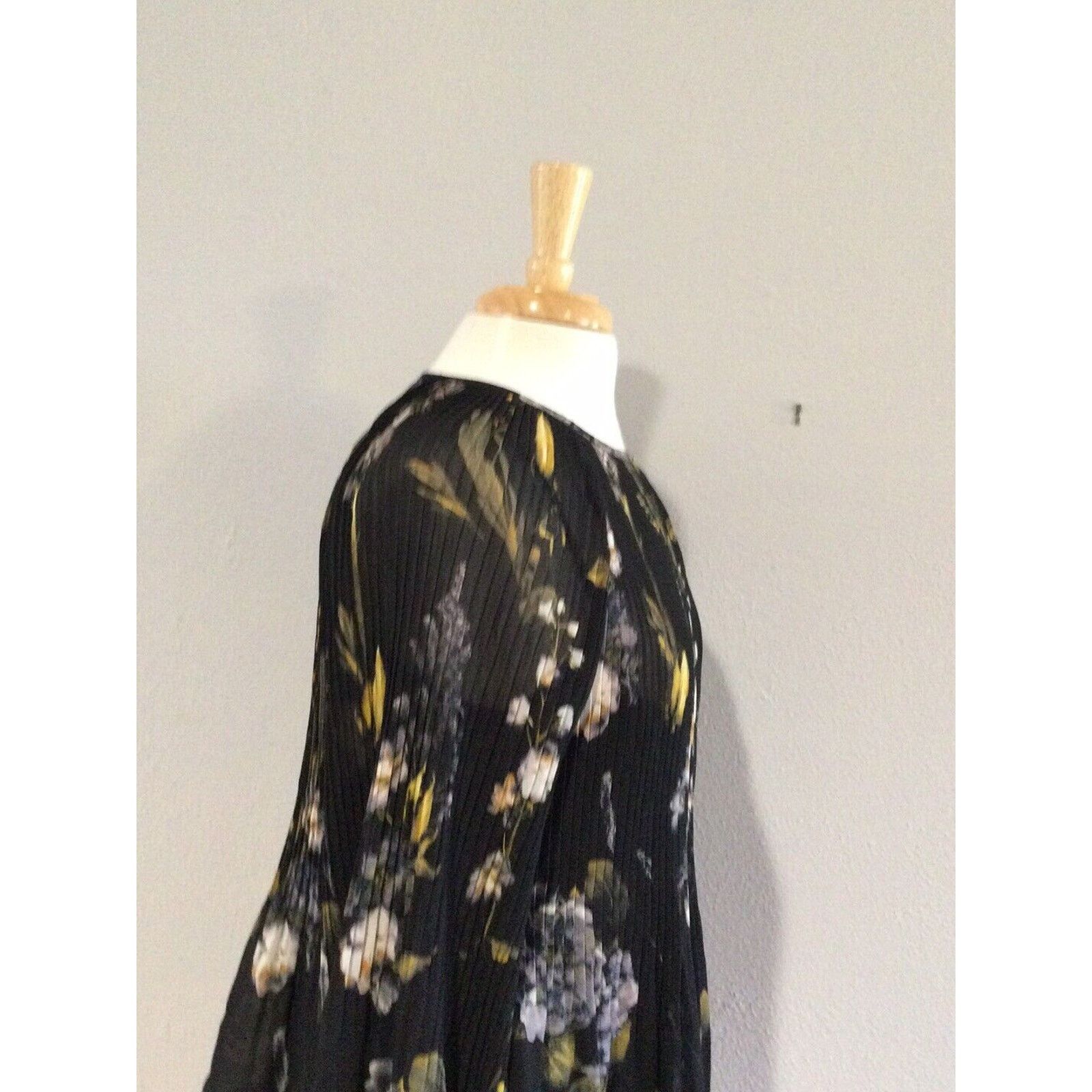 Other A New Day Floral Sheer Overlay w/Tank Underneath Top M Size M / US 6-8 / IT 42-44 - 5 Thumbnail