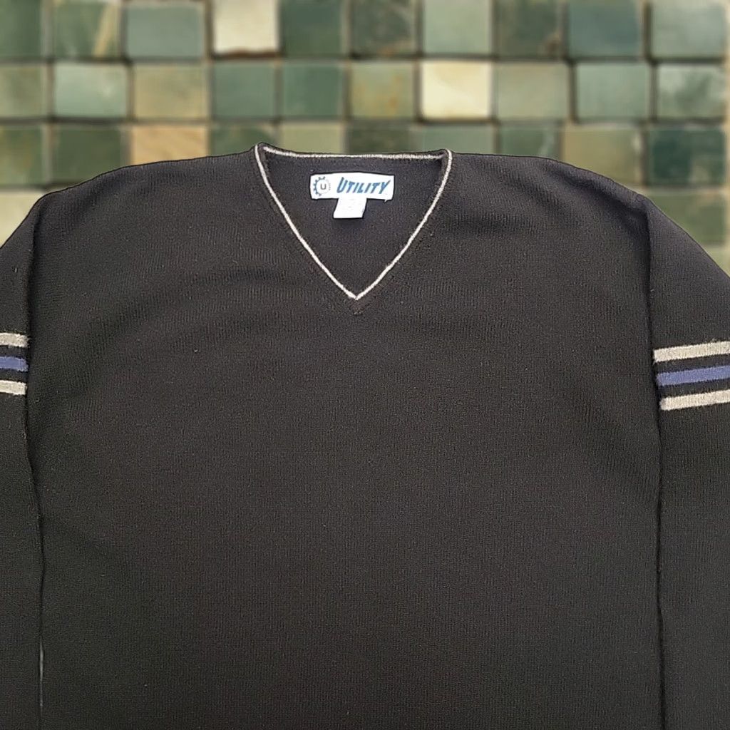 Vintage VINTAGE Utility Sweater Mens 2XL Black 80% Lambswool Classic V-neck Retro Size US XXL / EU 58 / 5 - 1 Thumbnail