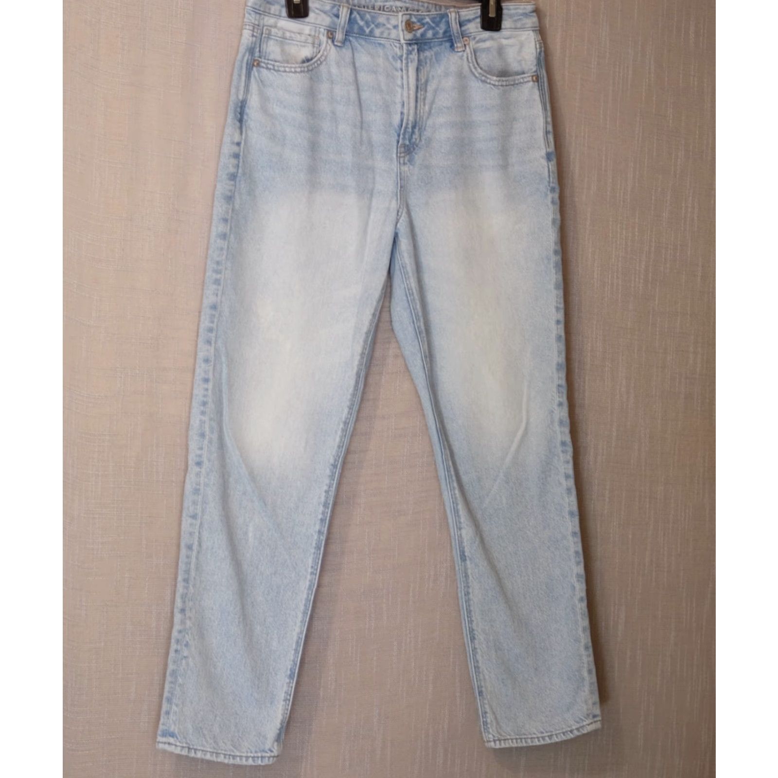 American Eagle Outfitters American Eagle Outfitters Strigid Mom Jeans Light Wash High-Rise Women’s 8 Blue Denim 5-Pocket Distressed Stretch Regular Inseam 27-1/2 in Womens Size 30" / US 8 / IT 44 - 2 Thumbnail