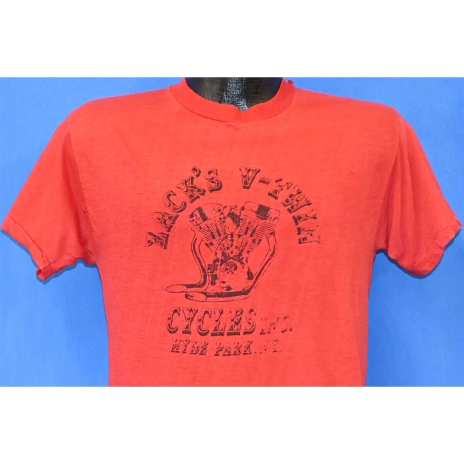 image of Vintage 80's Zack's V-Twin Cycles Inc. Hyde Park Ny Distressed T-Shirt Medium M in White, Men's