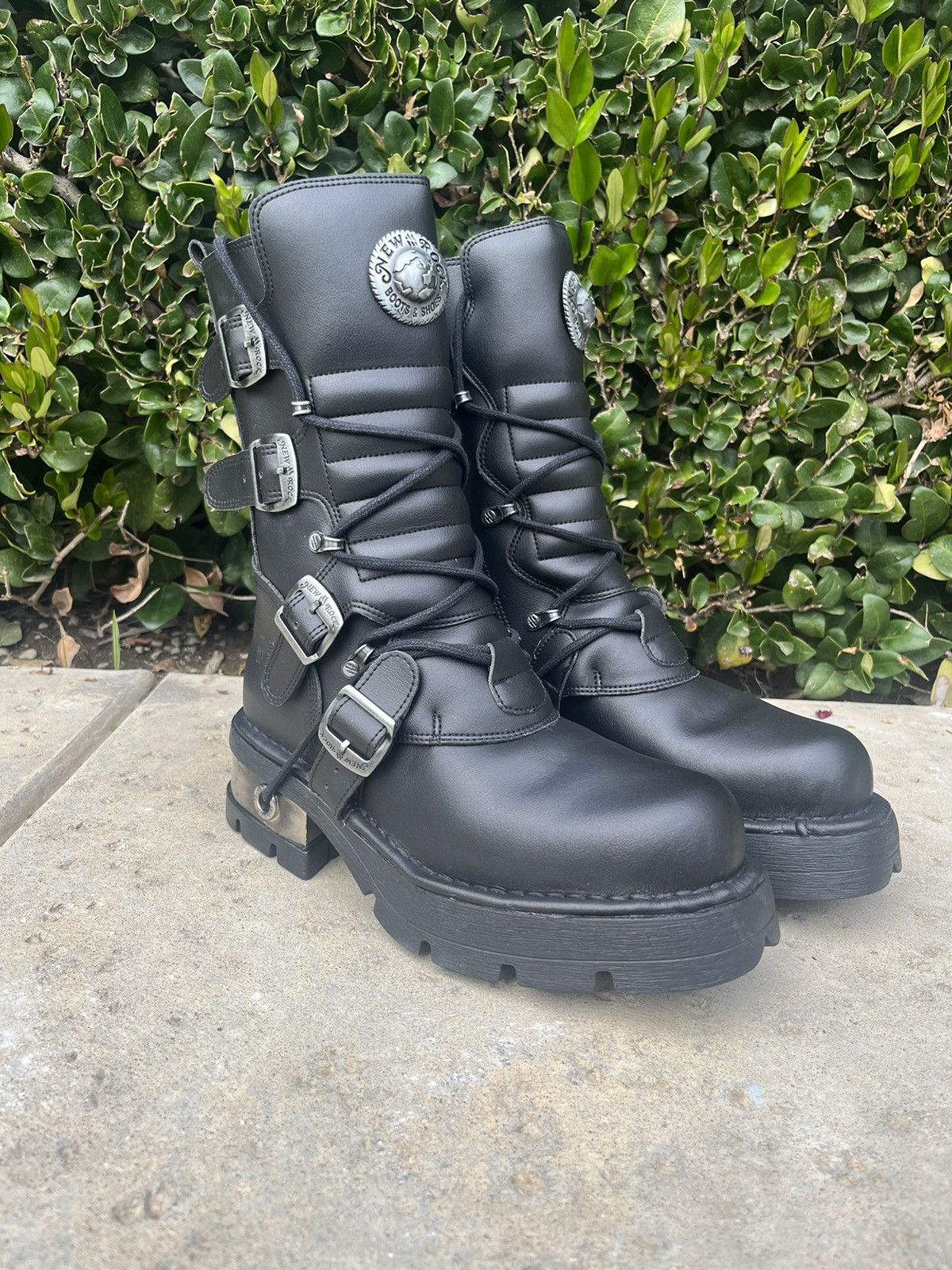 image of New Rock Metal Heel Shoes in Black, Women's (Size 10)