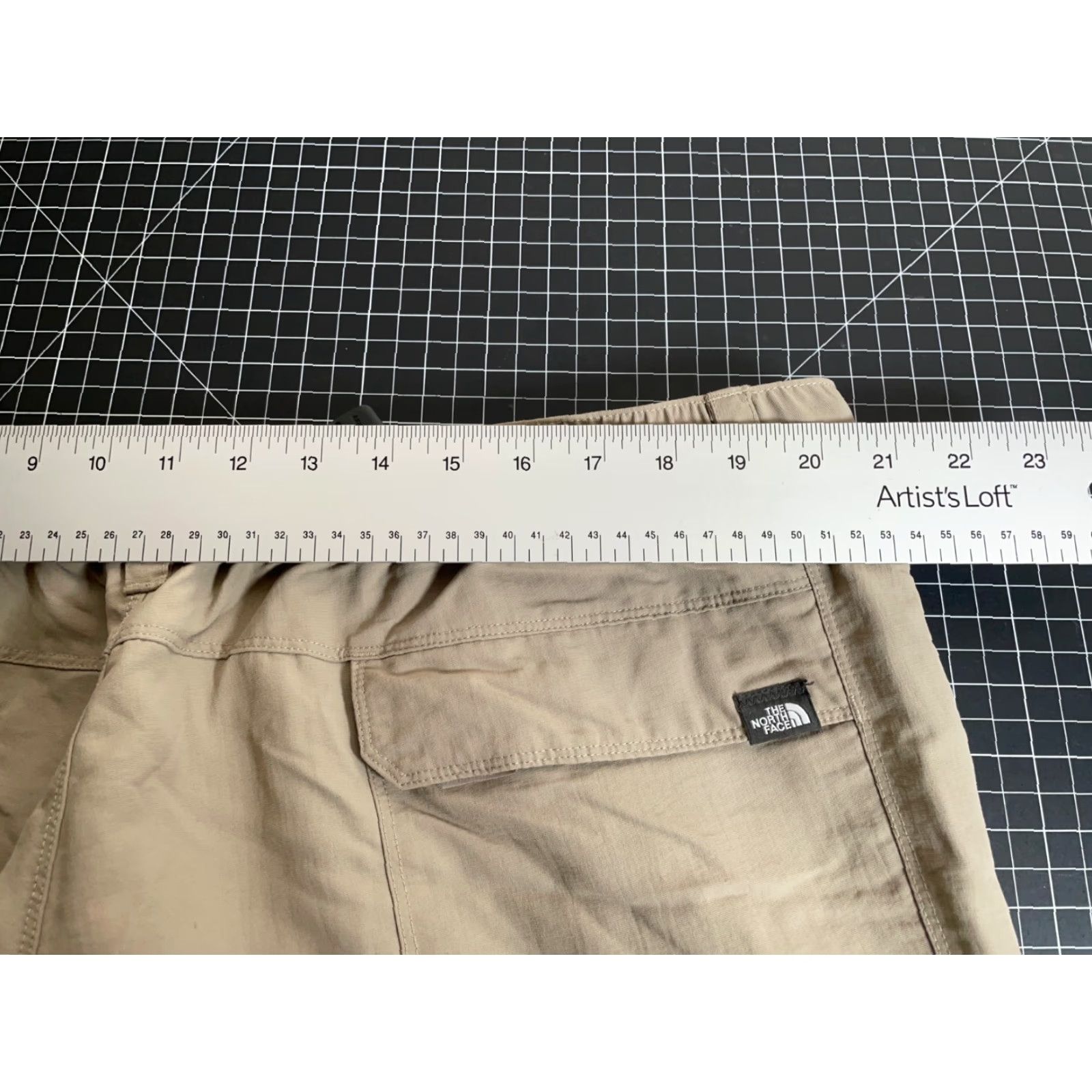 The North Face North Face Men's 2XL Cargo Pants Beige Nylon Convertible Belted Tactical Outdoor Pants Size US 39 - 6 Thumbnail