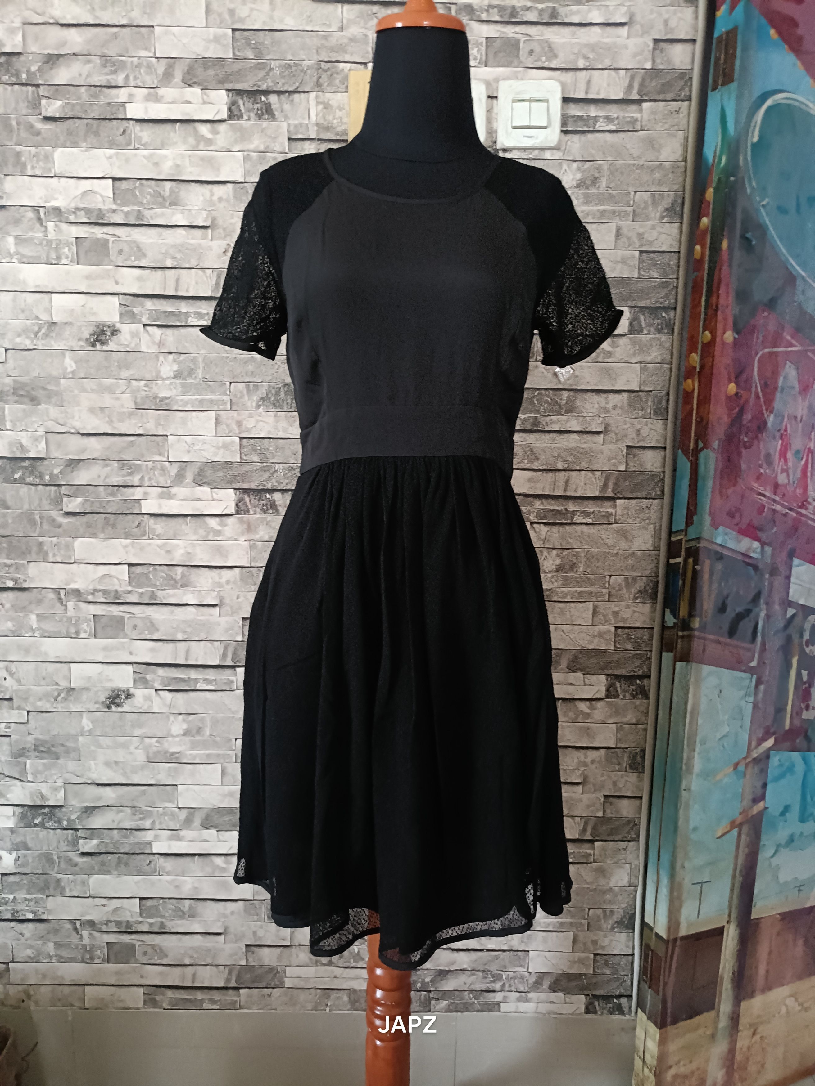 BCBGeneration Bgbgeneration casual evening mini dress Size S / US 4 / IT 40 - 3 Thumbnail
