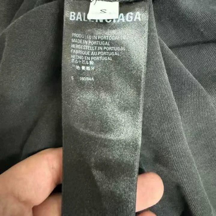 Balenciaga Balenciaga Double Hook Short Sleeve Size US S / EU 44-46 / 1 - 4 Thumbnail
