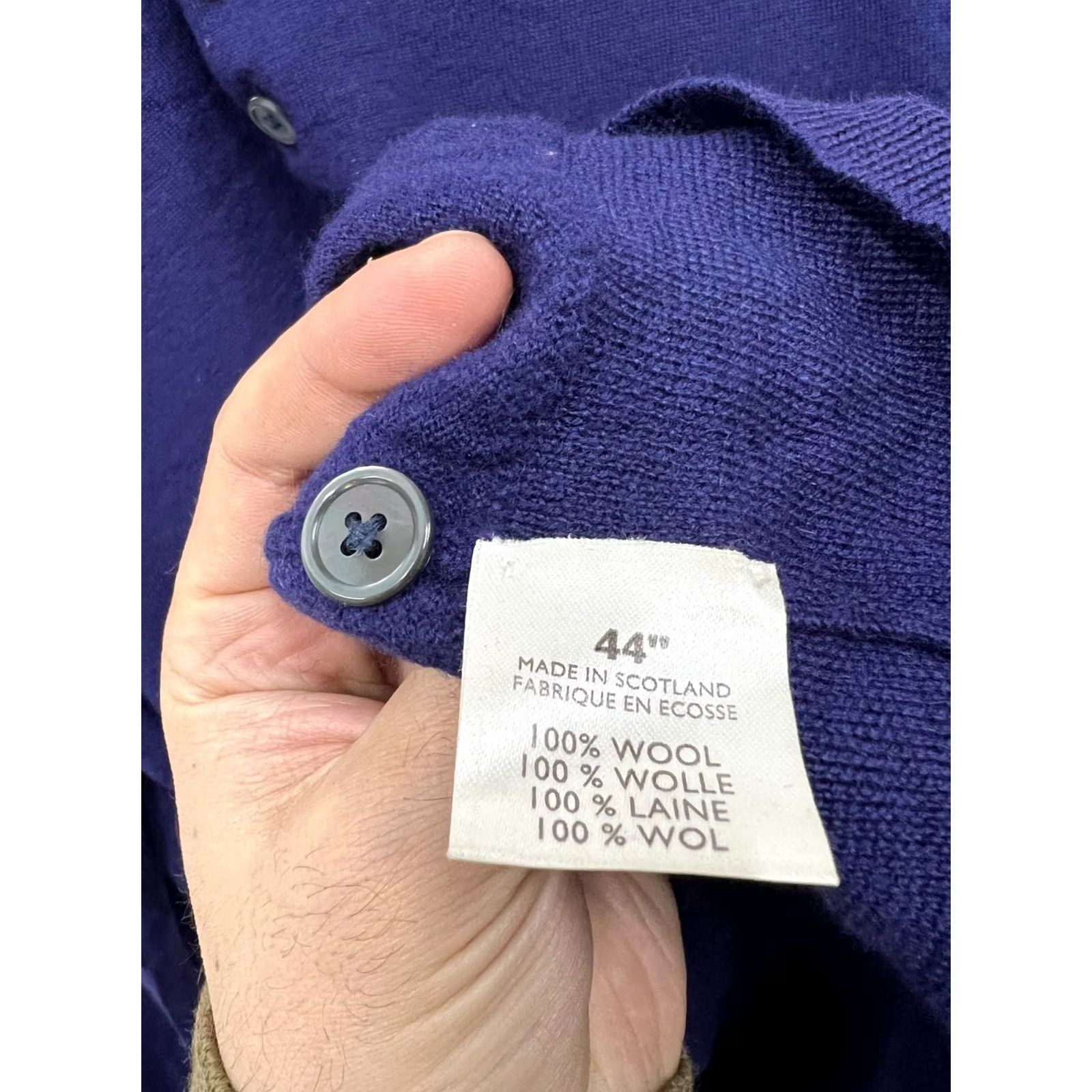 Vintage VINTAGE Johnstons Wool Pullover Jumper Exclusively for Carnoustie Mens Size M Blue Pullover Wool Jumper Mens Vintage Carnoustie Johnstons Boy/ Mens? Size US M / EU 48-50 / 2 - 8 Thumbnail
