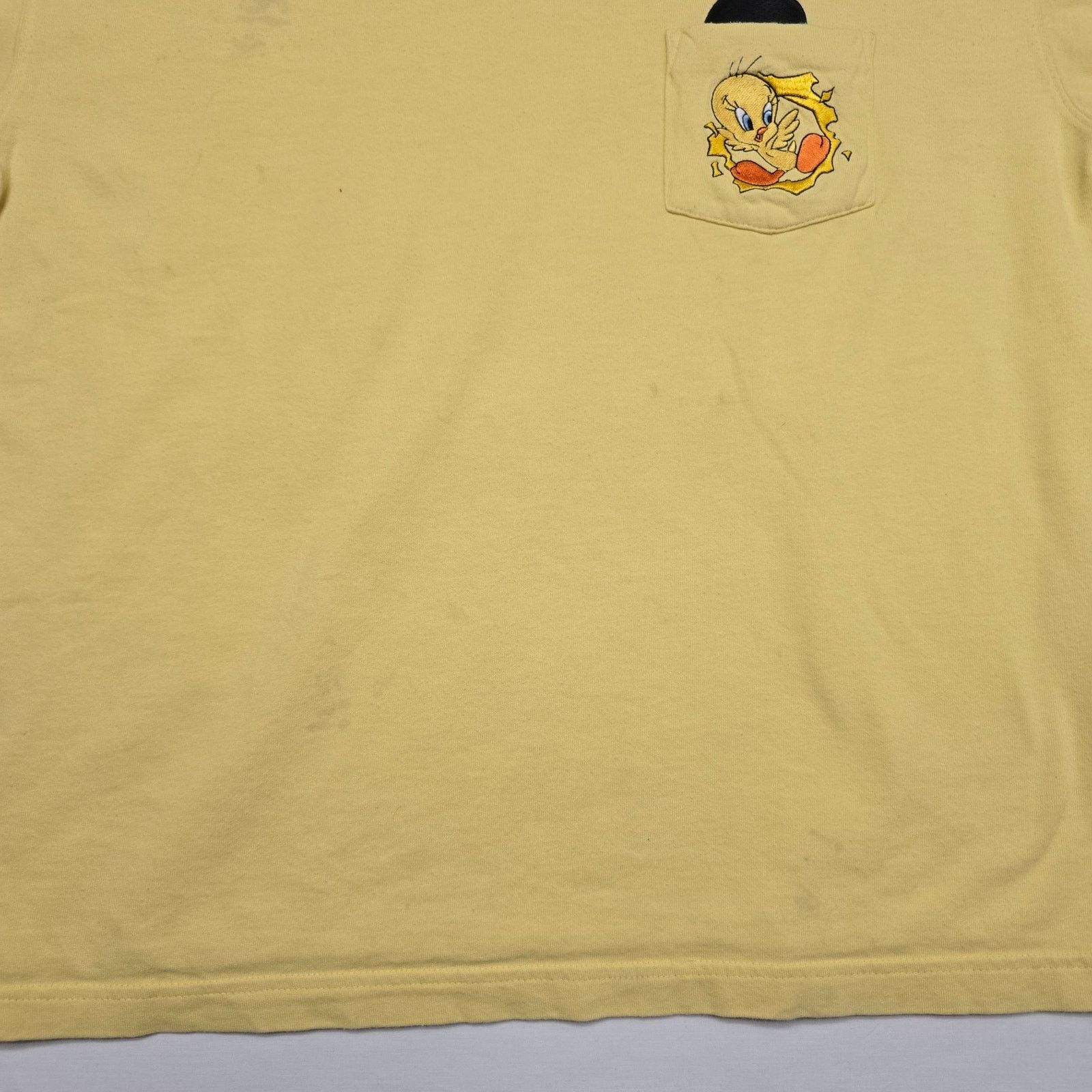 Vintage × Warner Bros Vintage Tweety Looney Tunes Shirt M Embroidered Pocket Tee Size US M / EU 48-50 / 2 - 4 Thumbnail