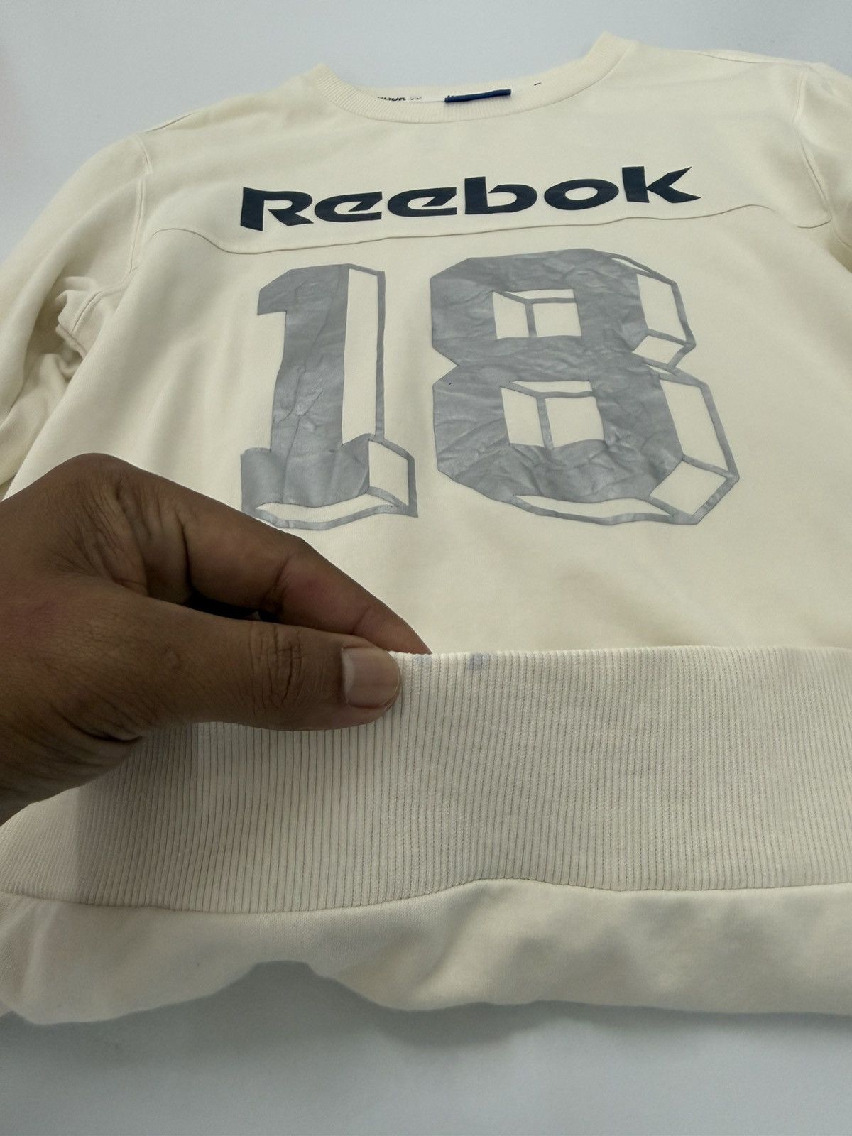 Reebok 🔥 Y2K REEBOK CLASSIC Britain Flag Patches Roundneck - L Size US S / EU 44-46 / 1 - 11 Thumbnail