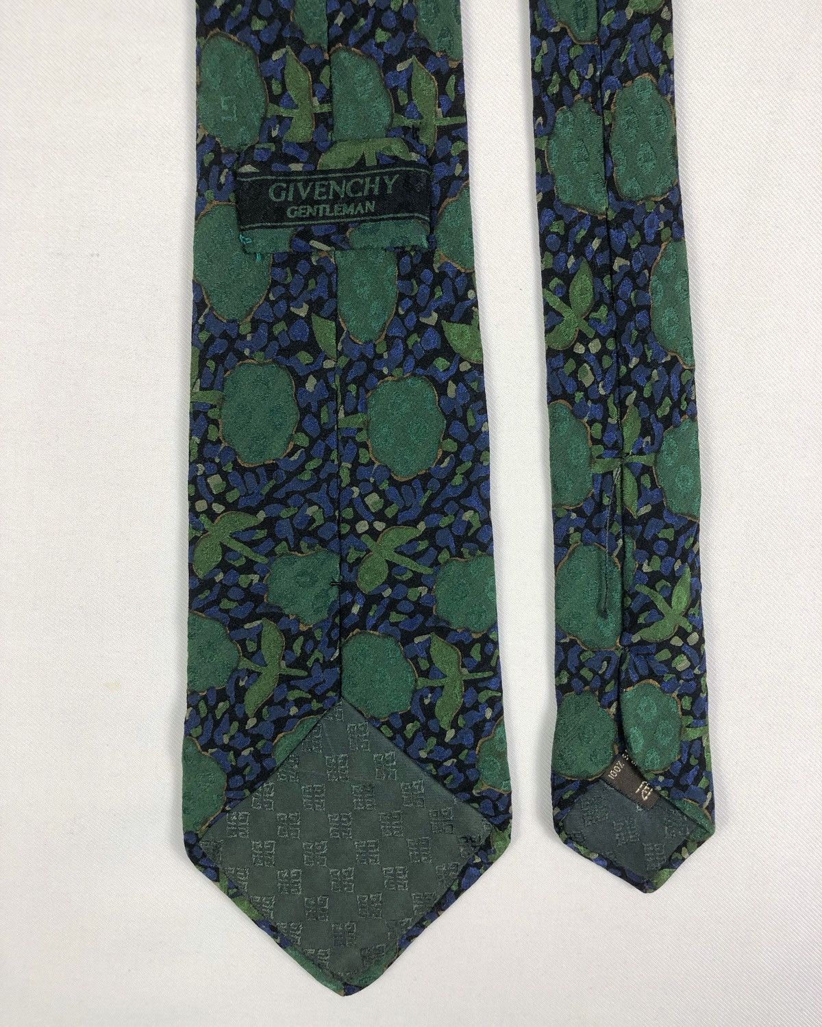 Givenchy Vintage Givenchy Gentleman Floral Silk Tie Made in Italy Size ONE SIZE - 5 Thumbnail