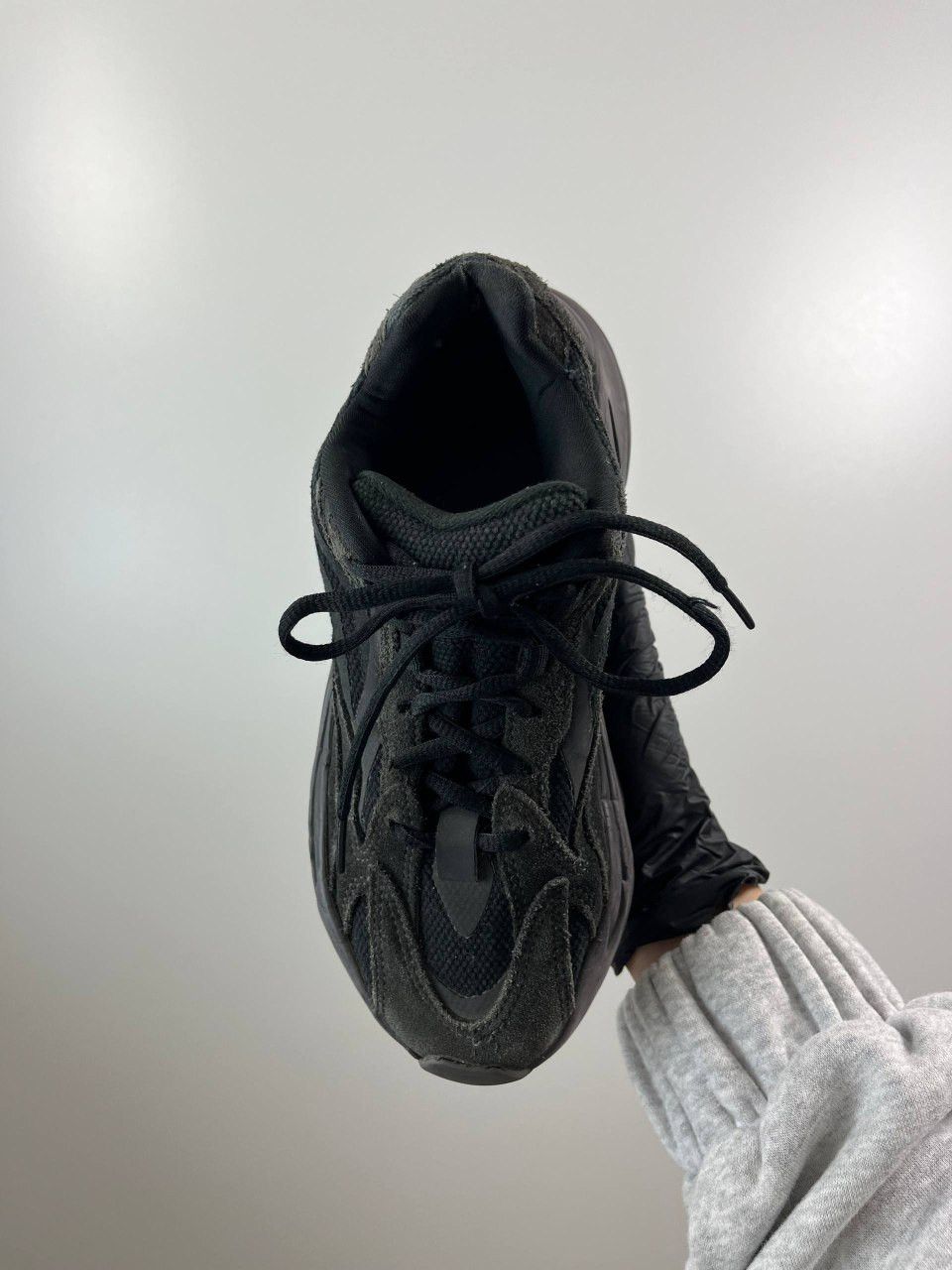 Adidas Adidas Yeezy Boost 700 V2 Vanta FU6684 Black Triple Size 5.5 Size US 5.5 / EU 38 - 5 Thumbnail