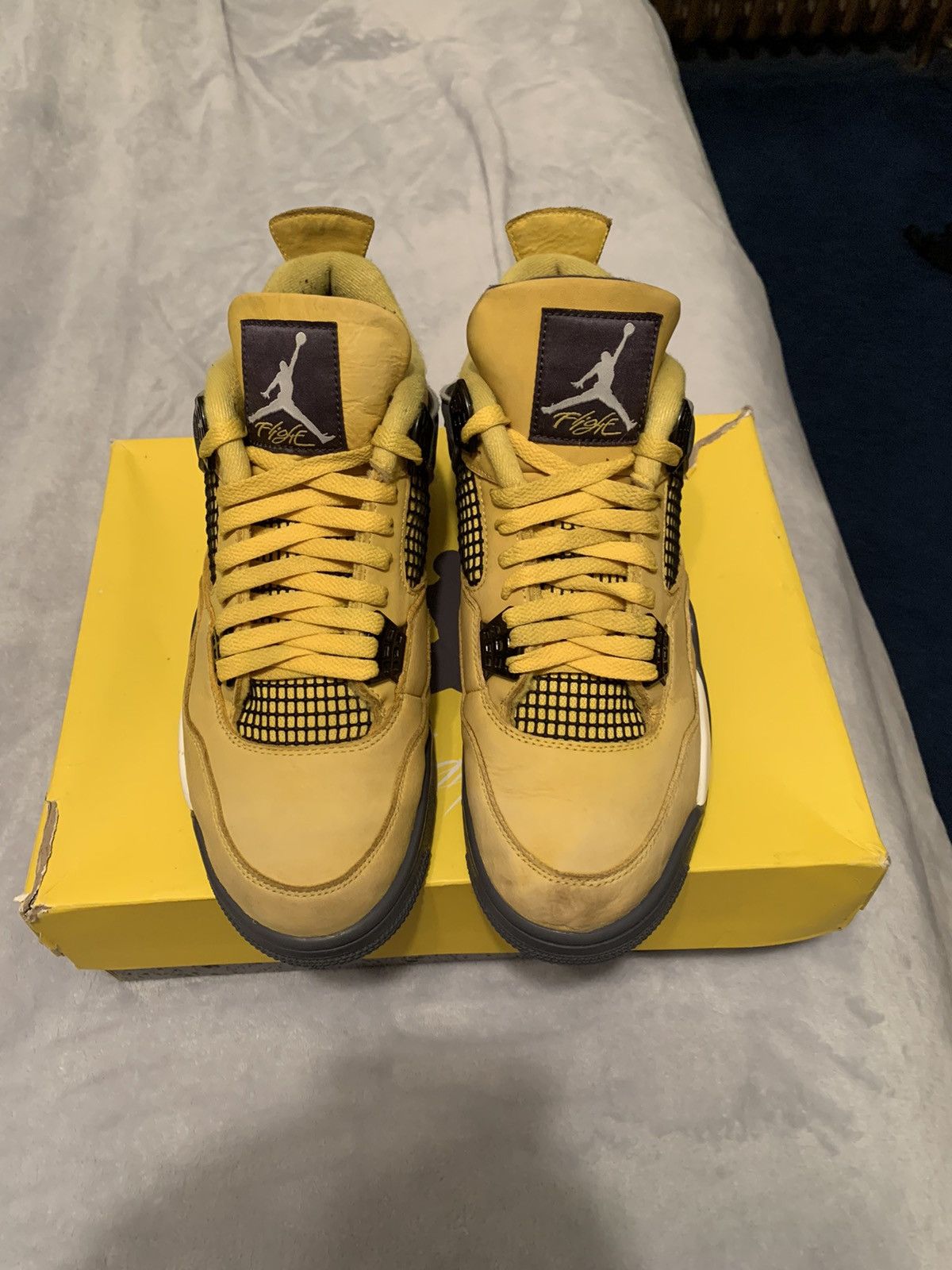 Jordan Brand Jordan 4 Retro Lightning 2021 Size 10.5 Size US 10.5 / EU 43-44 - 2 Thumbnail