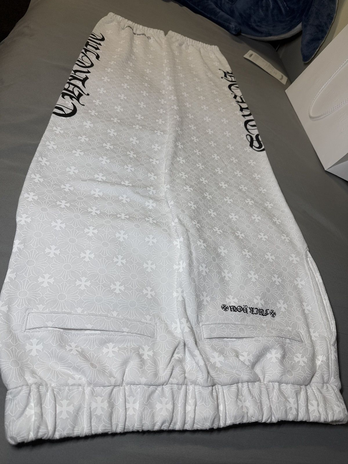 Chrome Hearts Chrome hearts white monogram sweats LARGE Size US 36 / EU 52 - 7 Thumbnail