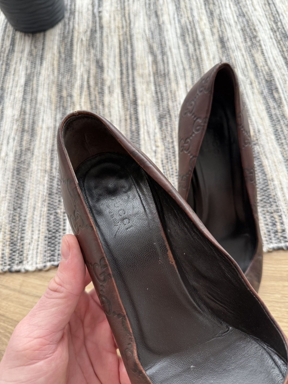 Gucci GUCCI VINTAGE 90s MONOGRAM LEATHER HEELS LOGO EMBOSSED WOMEN Size US 7 / IT 37 - 12 Thumbnail