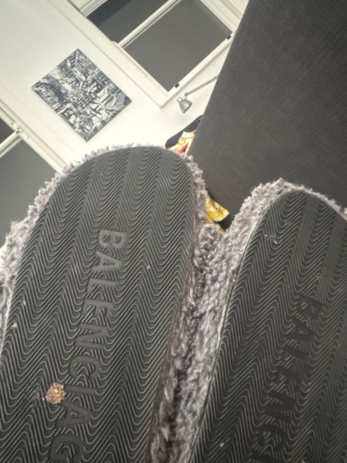 Balenciaga Balenciaga grey faux fur slides Size US 11.5 / EU 44-45 - 6 Thumbnail